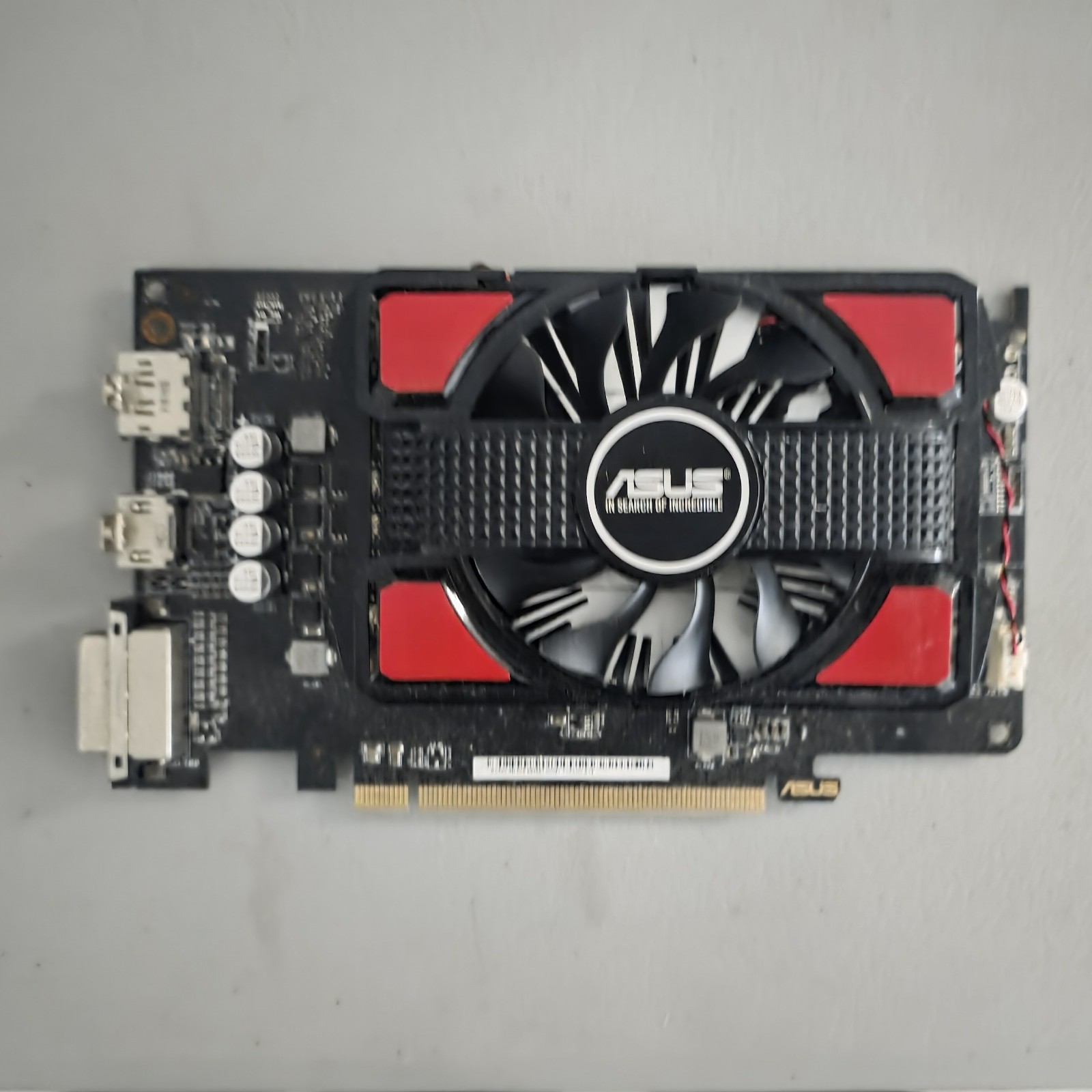 ASUS AMD Radeon RX 550 4GB GDDR5 Graphics Video Card FOR PARTS