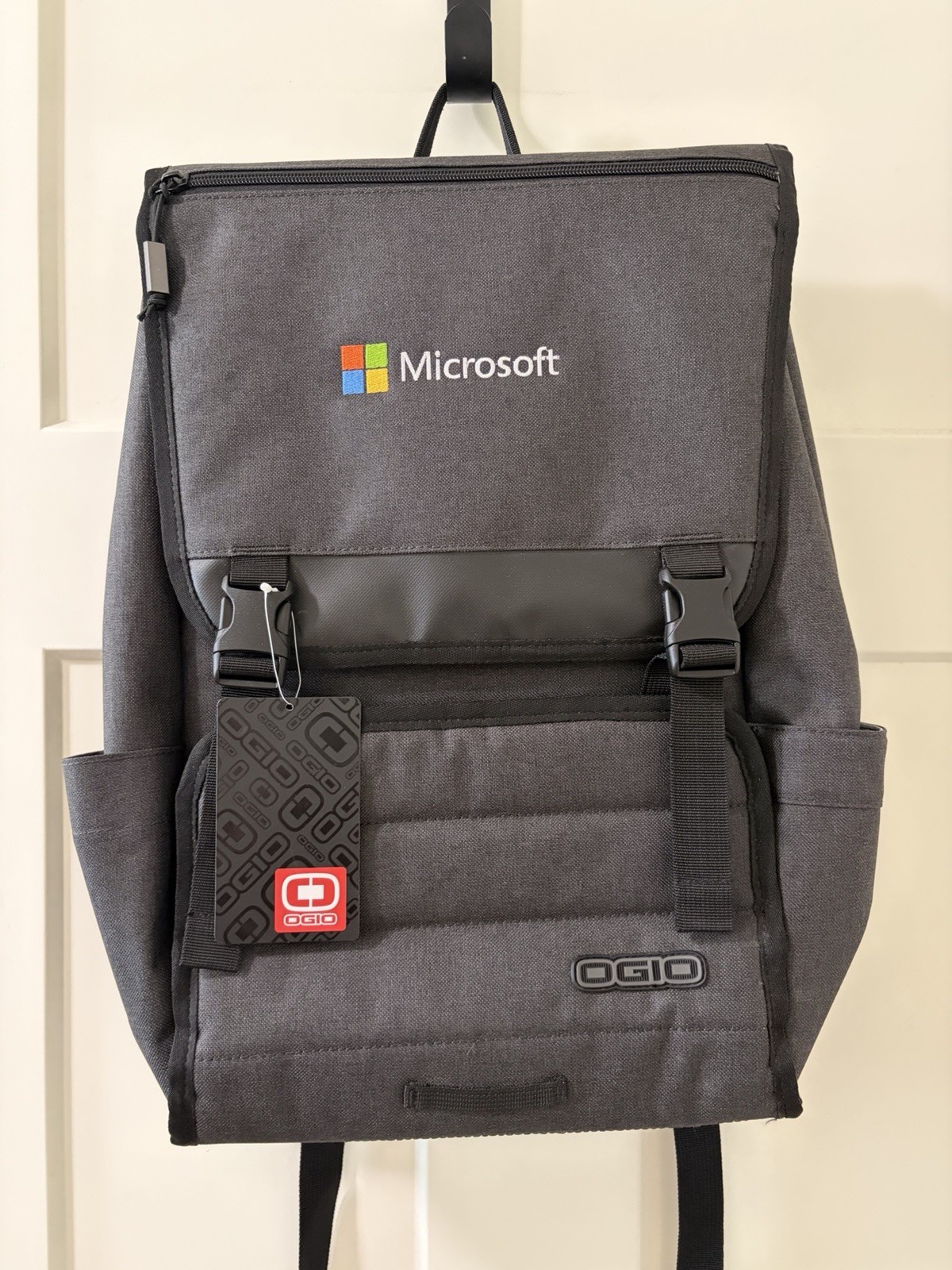 Microsoft OGIO Apex Crosshatch 17" Computer Rucksack Backpack Grey Black