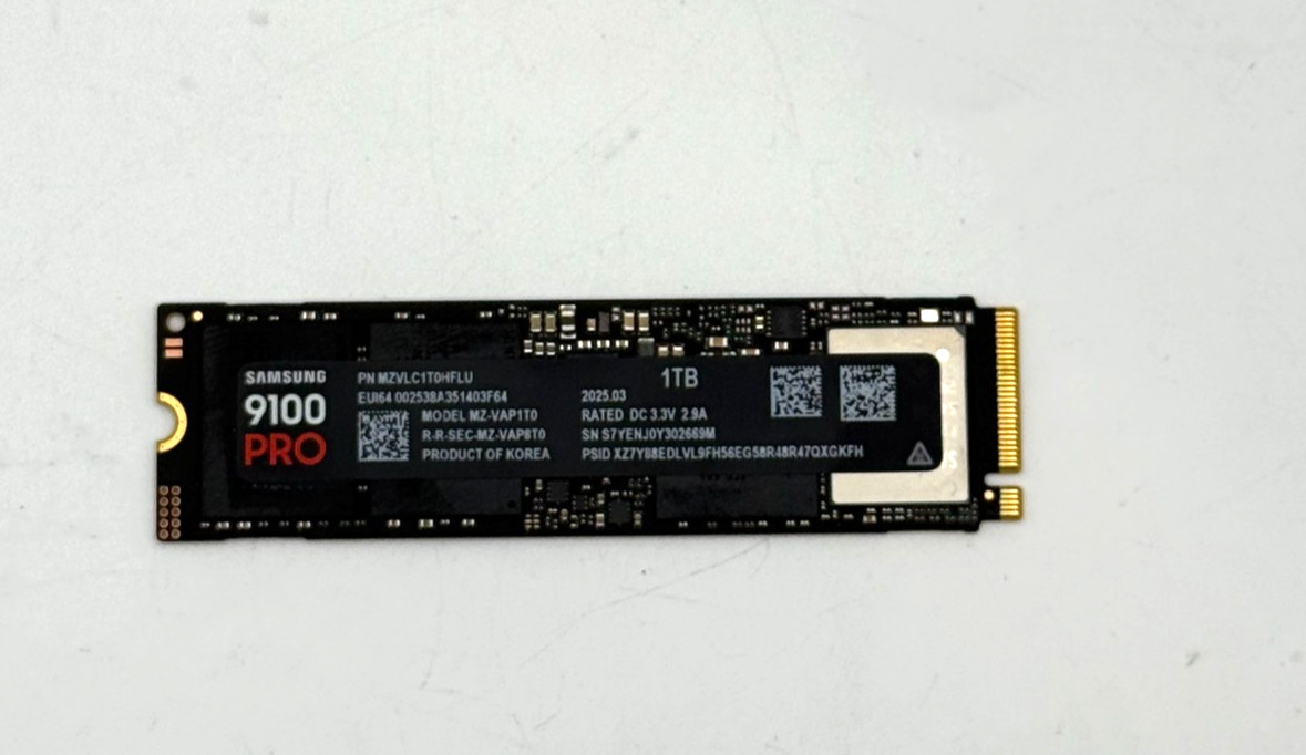 Samsung 990 PRO 1TB M.2 NVMe PCIe 4.0 Internal SSD MZ-V9P1T0 100% Health 1 hour