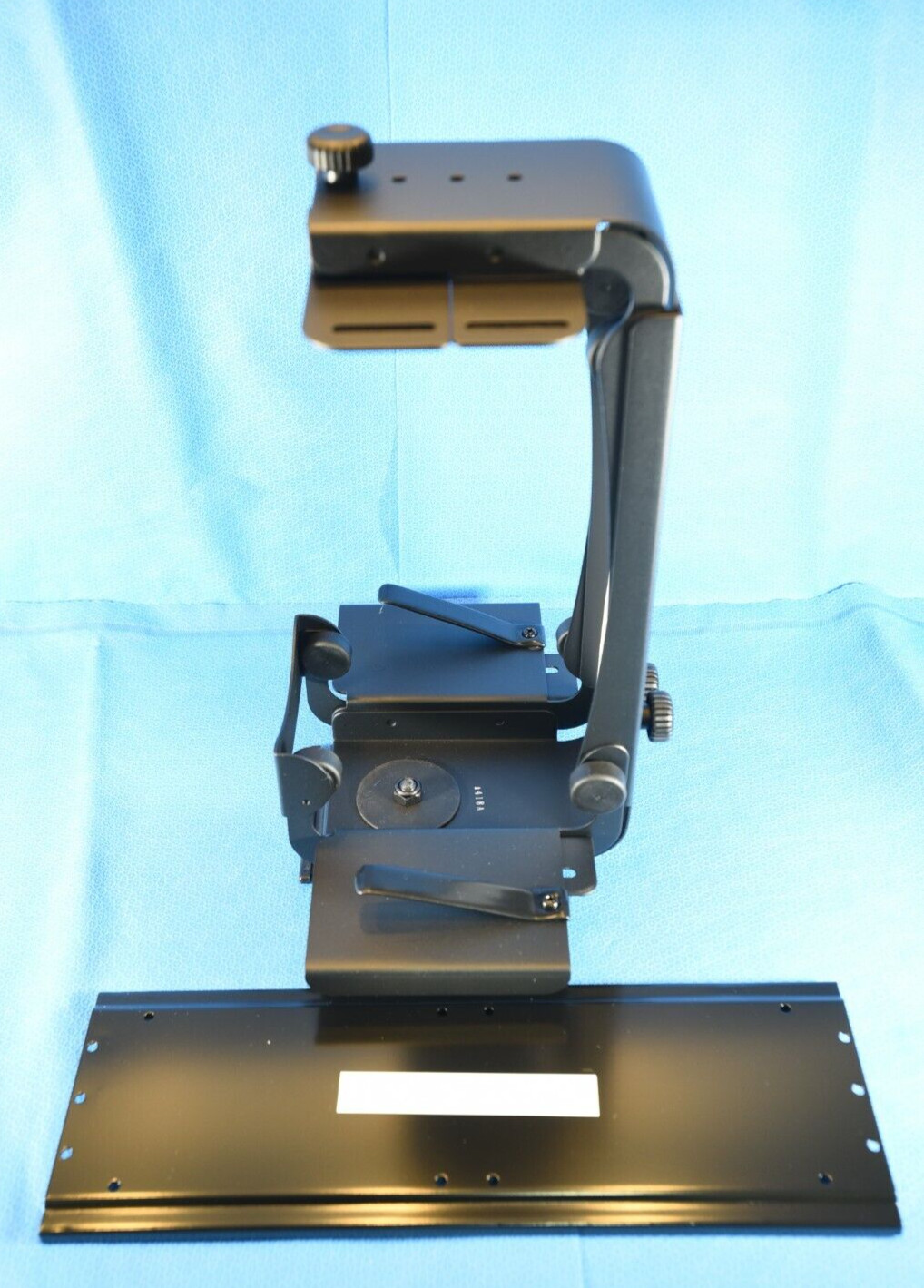 Humanscale CPU555 Desktop Computer Holders 