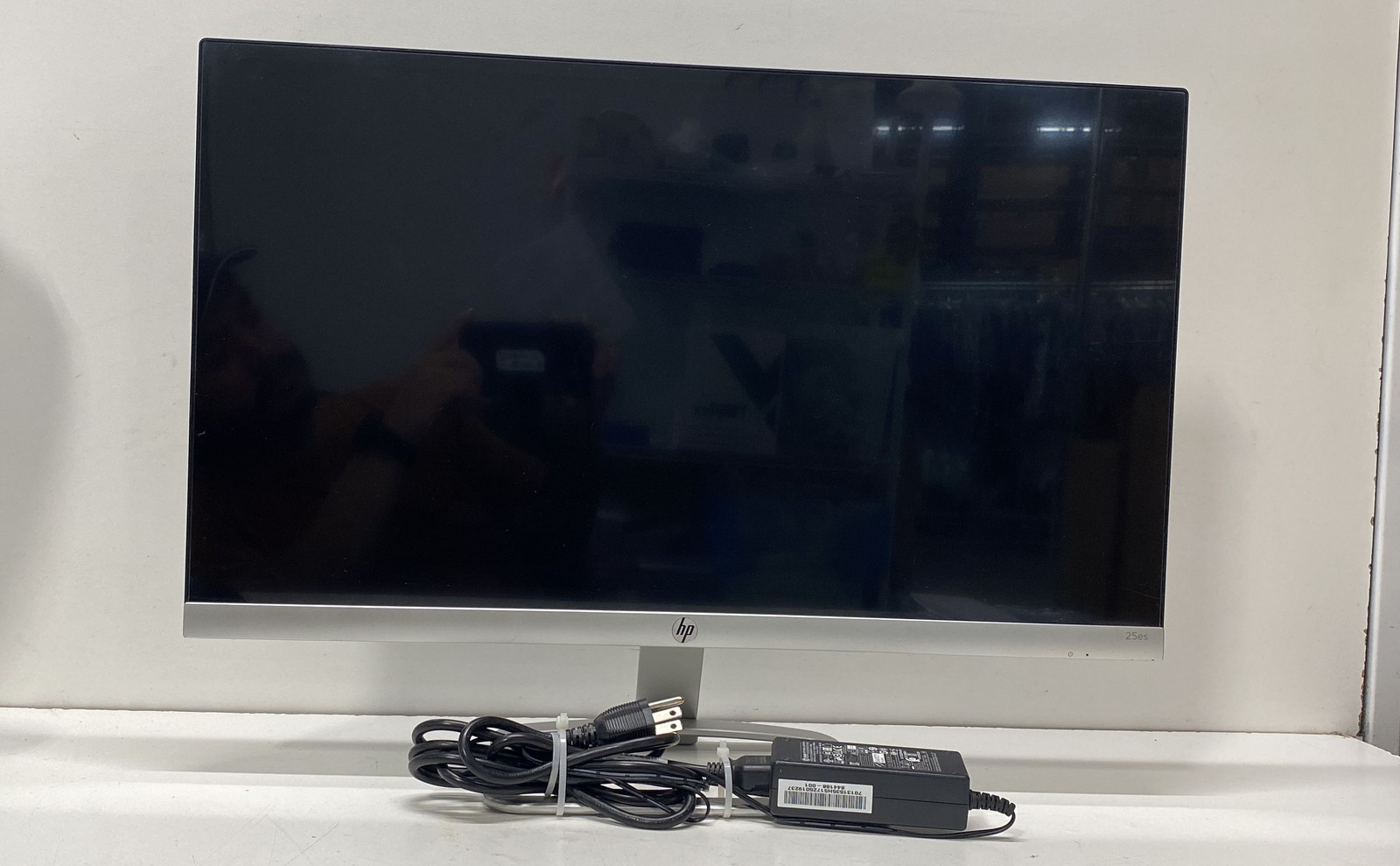HP 25es 25-inch LED Display Full HD 1080p Monitor Silver Black Tested