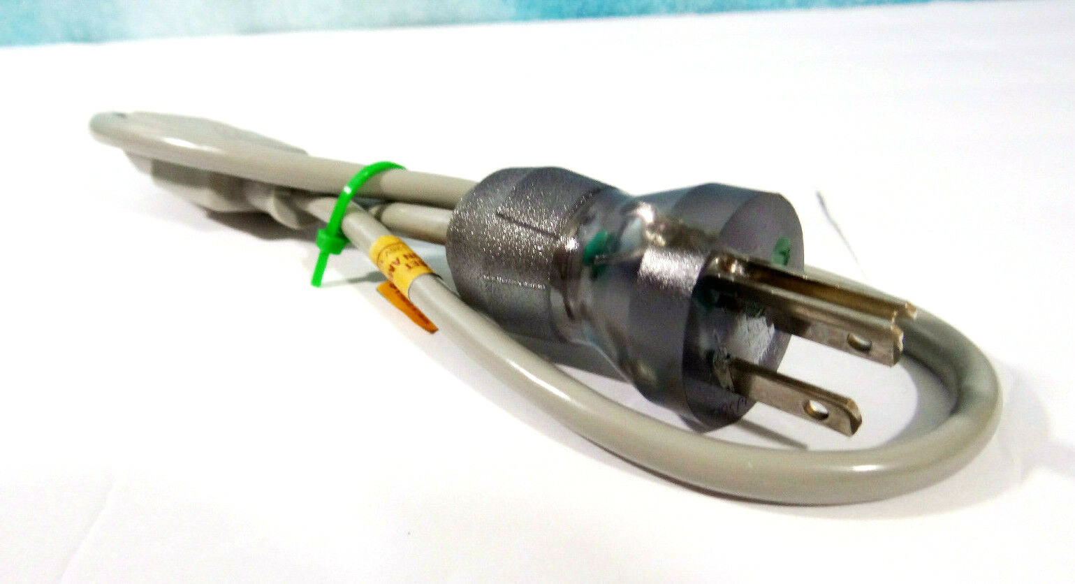 2ft Hospital Grade Power Cord 10A 125V YFC SF-82 E94923 SF-33 Cordon Amovible