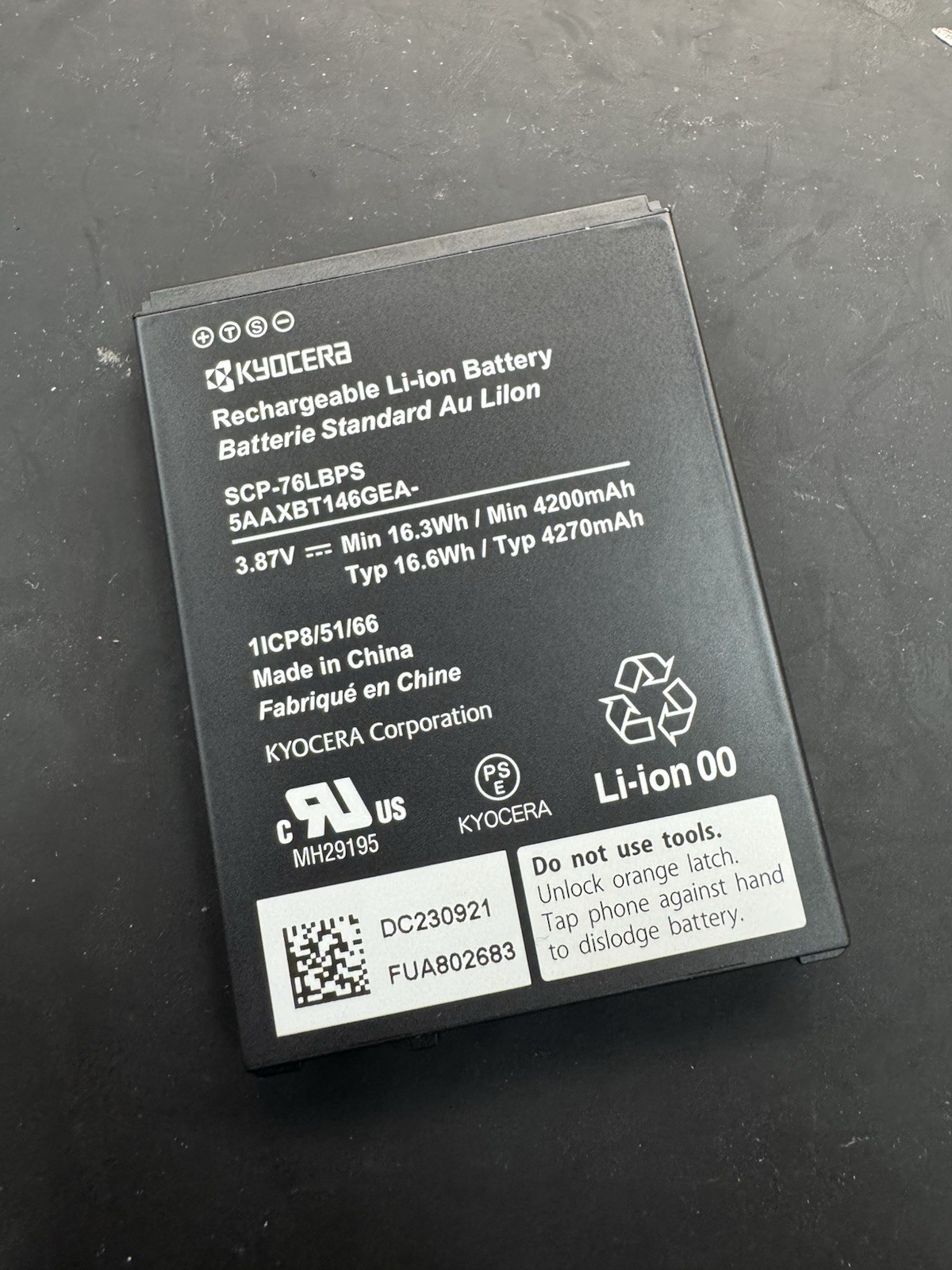 SCP-76LBPS 4270mAh 16.6Wh New Li-ion Battery for Kyocera DuraForce Pro 3 E7200