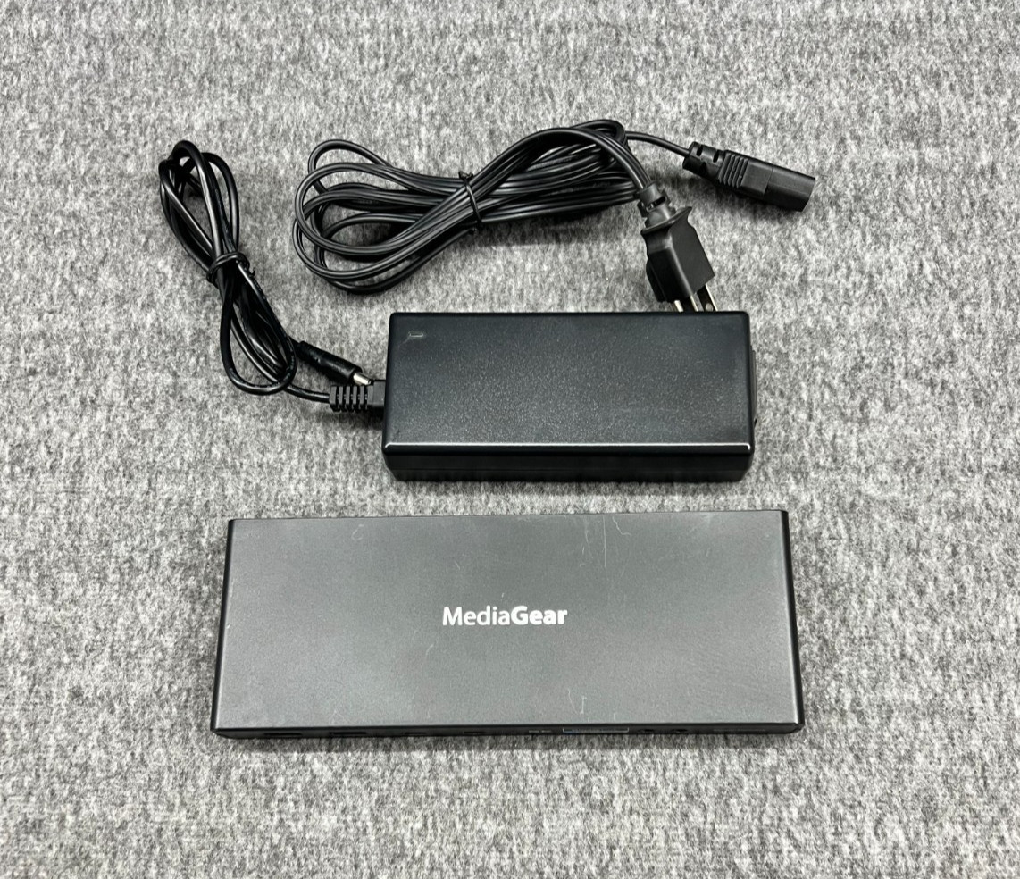 MediaGear USB-C Dual 4K Universal Docking Station DisplayLink w/ Power Adapter