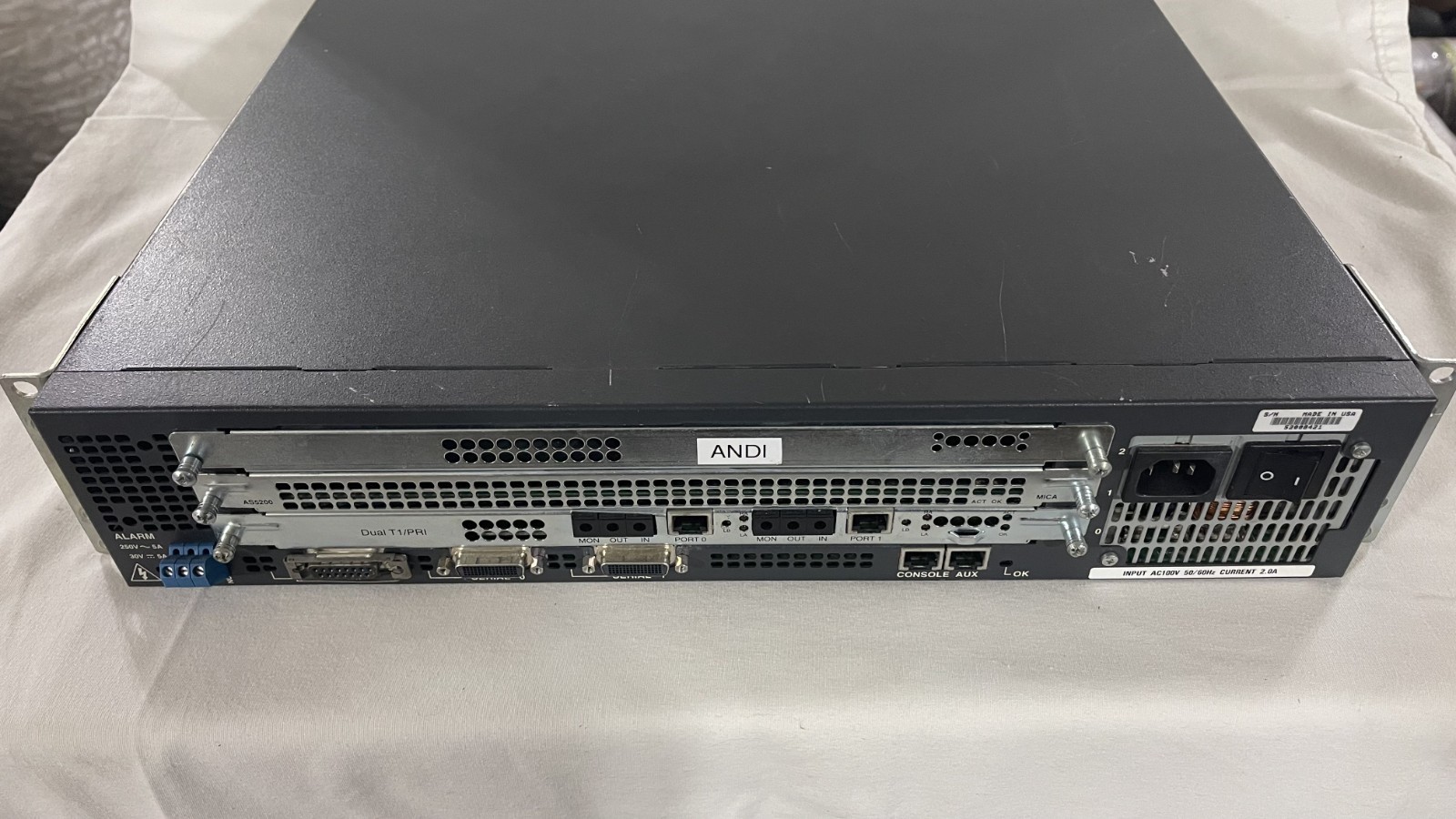 Cisco AS5200 Universal Access Server 2x T1/PRI 24-Line IOS 11.3(6)T1