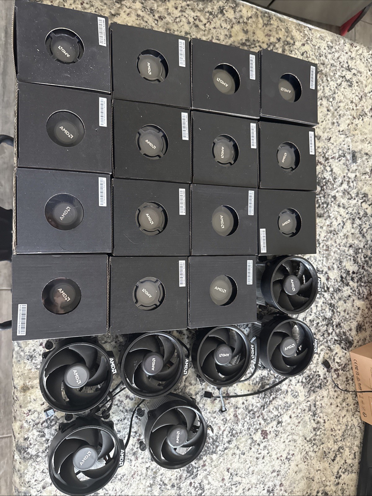 And Wraith Cooler Lot Of 22