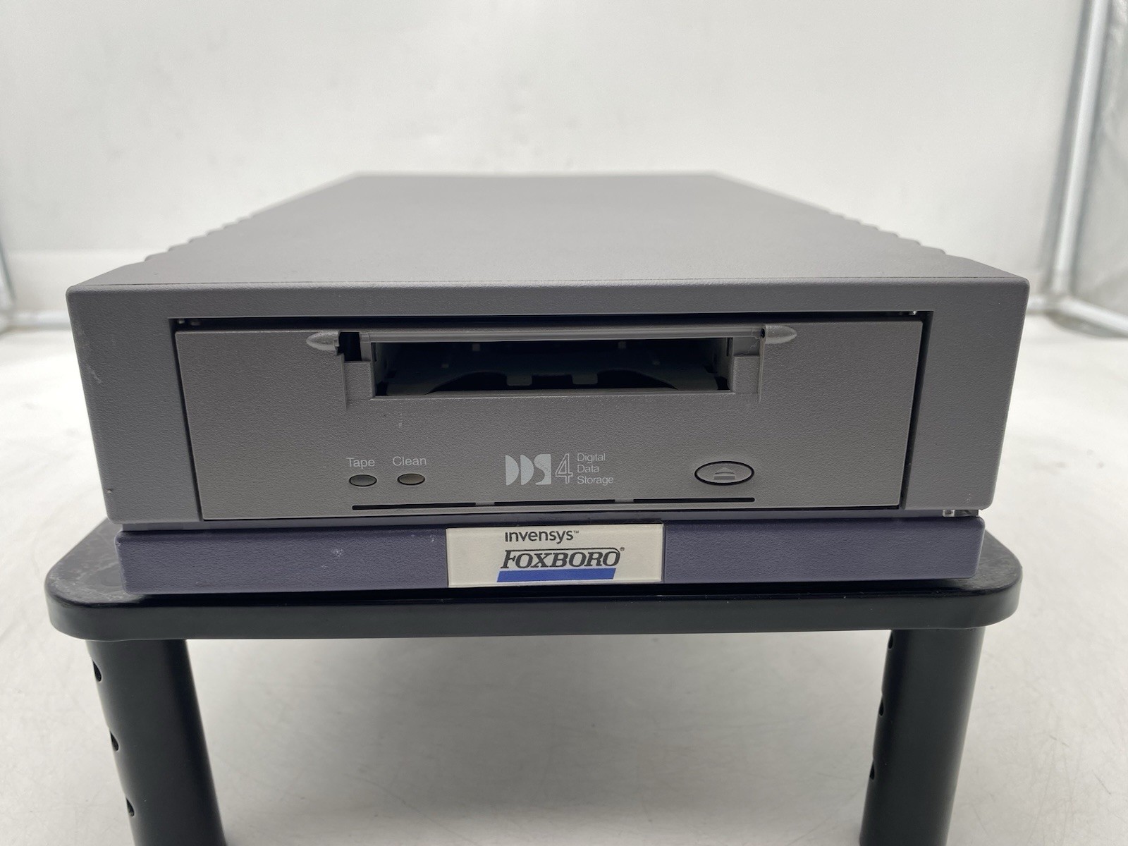Sun Microsystems 611 599-2350-01 External Tape Drive