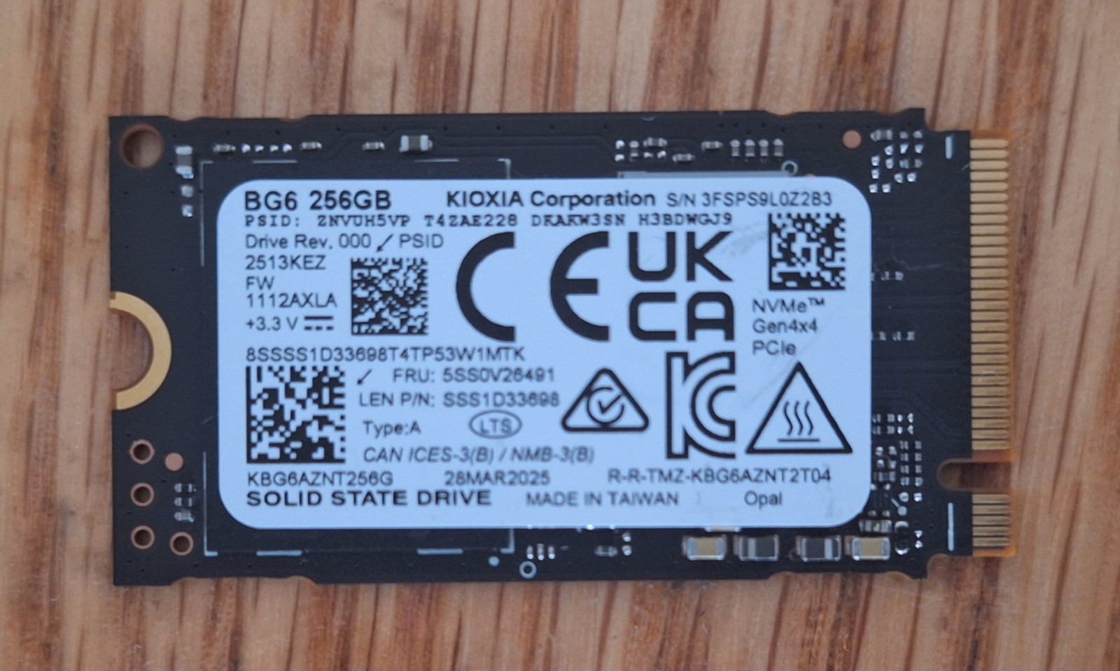 KIOXIA BG6 256GB PCIe NVMe M.2 2242 SSD KBG6AZNT256G 