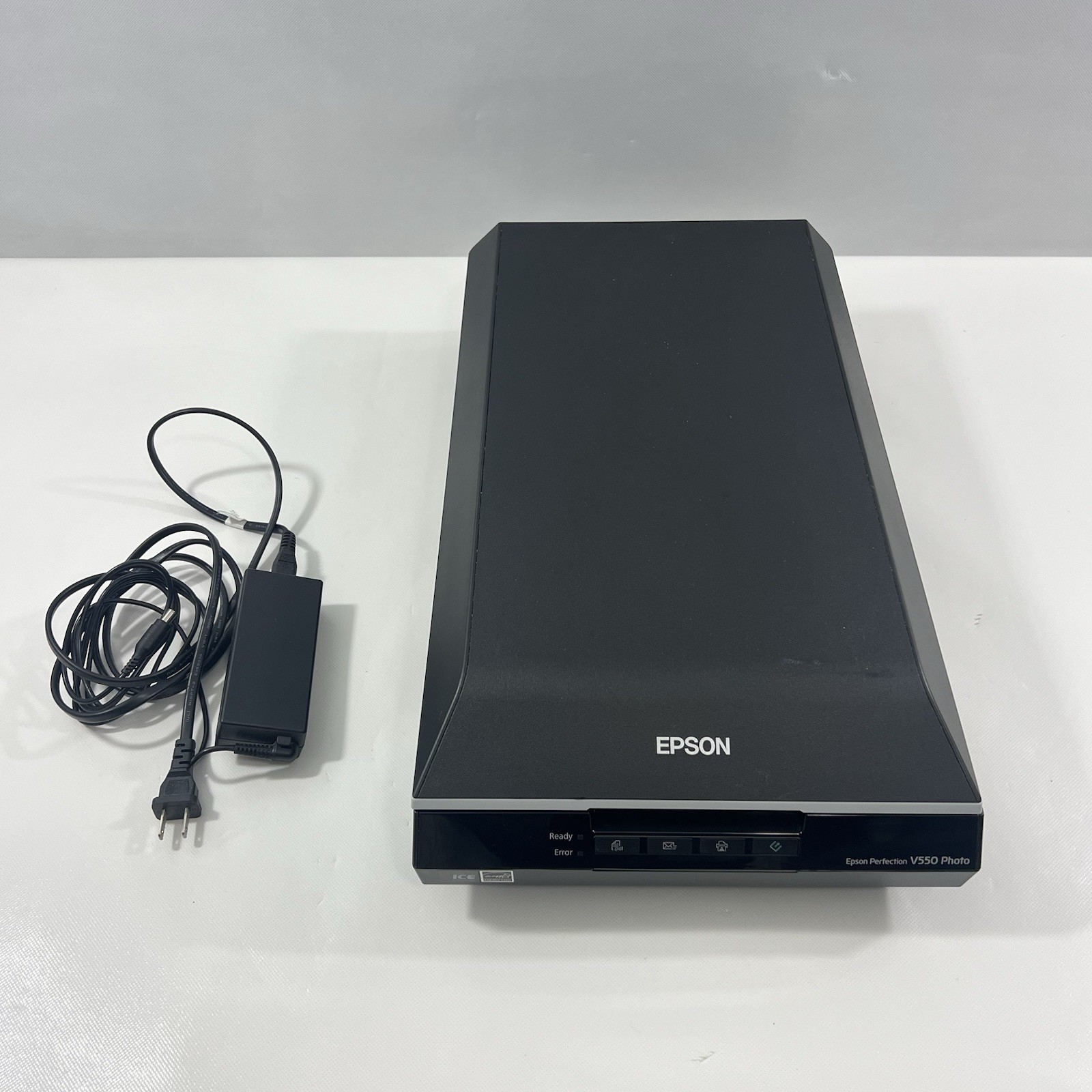 Epson Perfection V550 Photo Color Scanner - Black