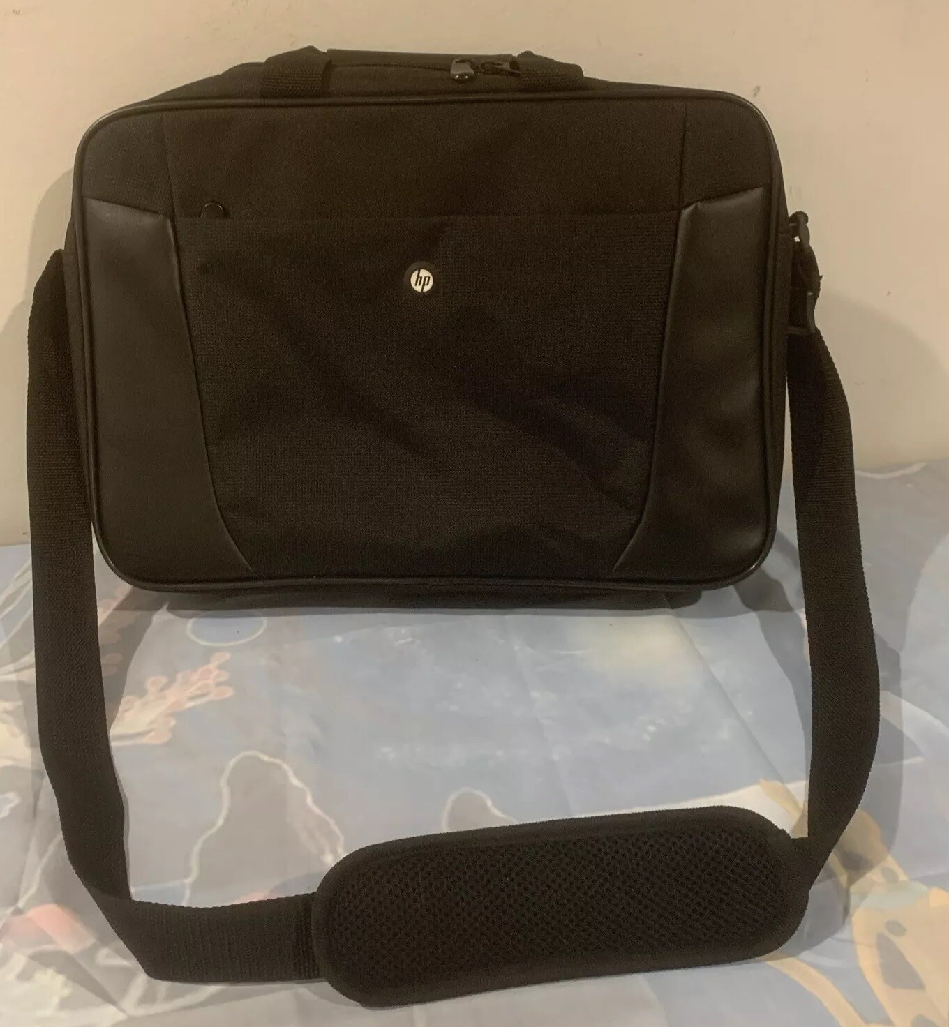 HP Executive Laptop Notebook Bag 16in Top Load Carrying Case With Shoulder Strap