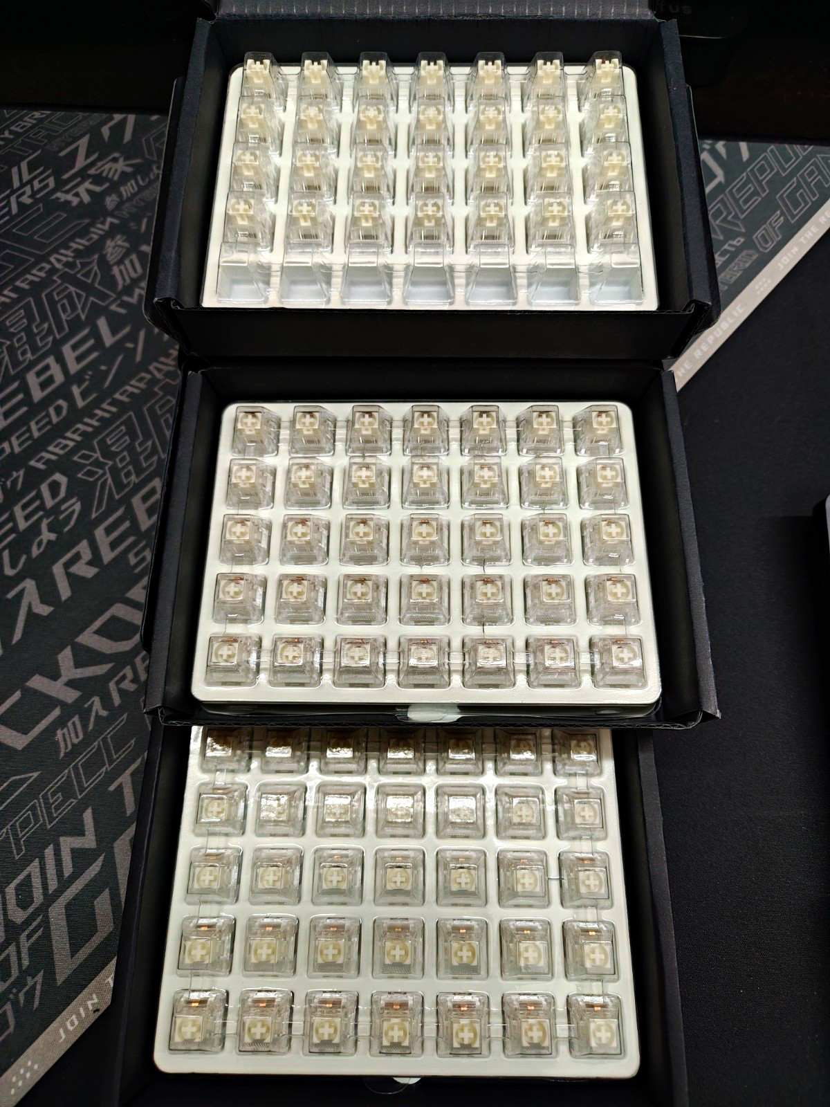Asus ROG NX Snow Linear Switches - 40gf/1.8mm - Set of 98
