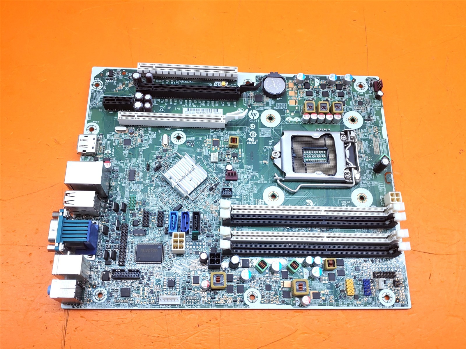 ⭐️⭐️⭐️⭐️⭐️ **DEFECTIVE** Desktop Motherboard 748612-001 for HP RP5