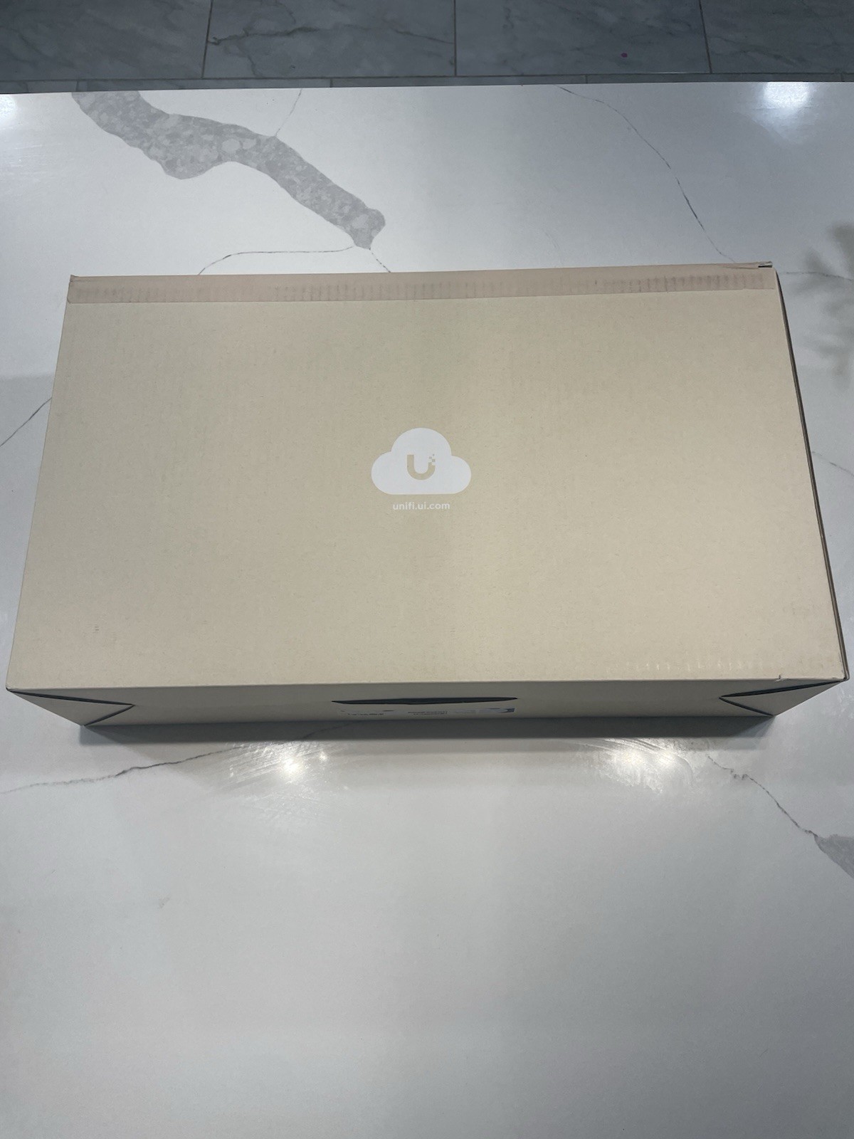 New Ubiquiti Switch 24 Poe Network Switch USW-24-POE