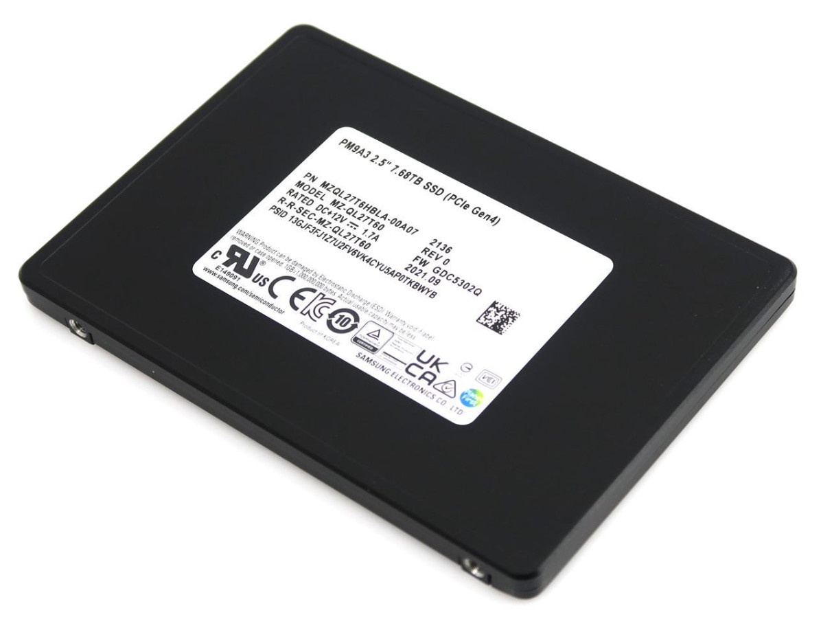 Samsung PM9A3 7.68TB PCIe Gen4 2.5'' Internal SSD - MZ-QL27T60