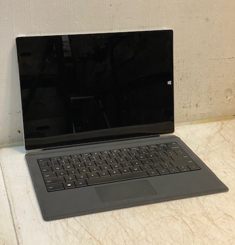 Microsoft Surface Pro 1st Gen Vintage 2-in-1 Detachable Tablet & Keyboard