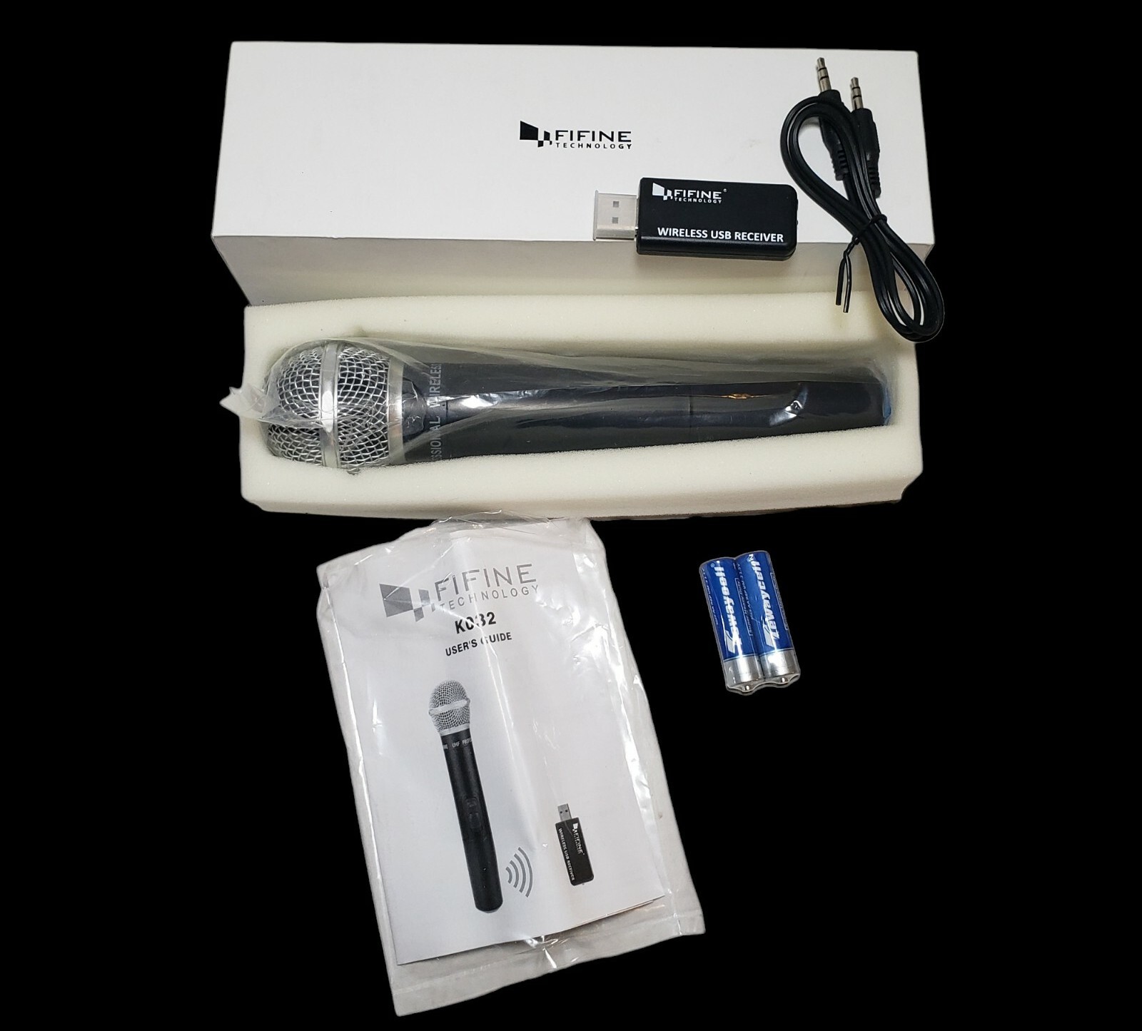 FIFINE Technology Wireless UHF USB Microphone K032 Singing Podcast