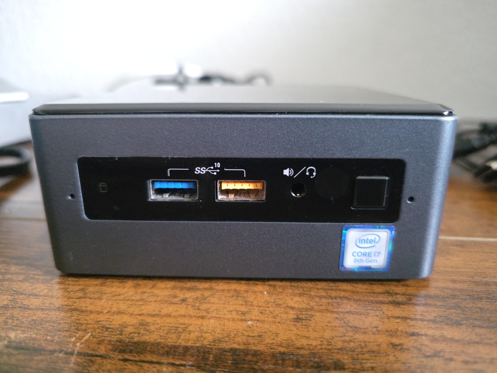 Intel NUC 16 GB, Intel Core i7 8th Gen., 2.70GHz, 1 TB - BOXNUC8I7BEH1 Win 11