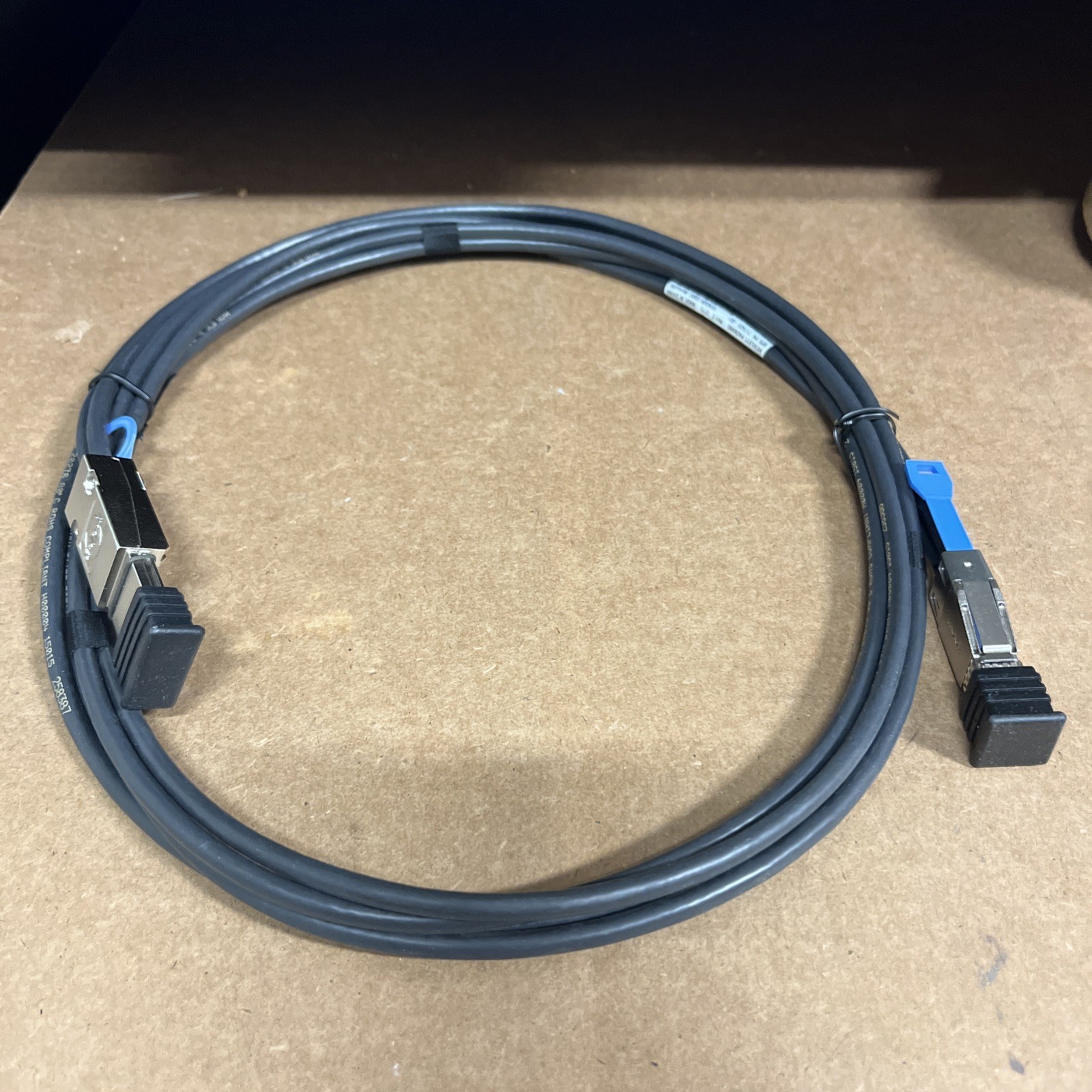 HP 691973-003 Mini SAS SFF-8644 to MiniSAS SFF-8088 External Cable 2M 717429-001