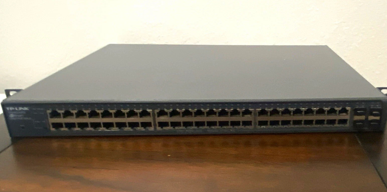 Tp-link jetStream Smart PoE Switch Managed Rackmount RJ-45