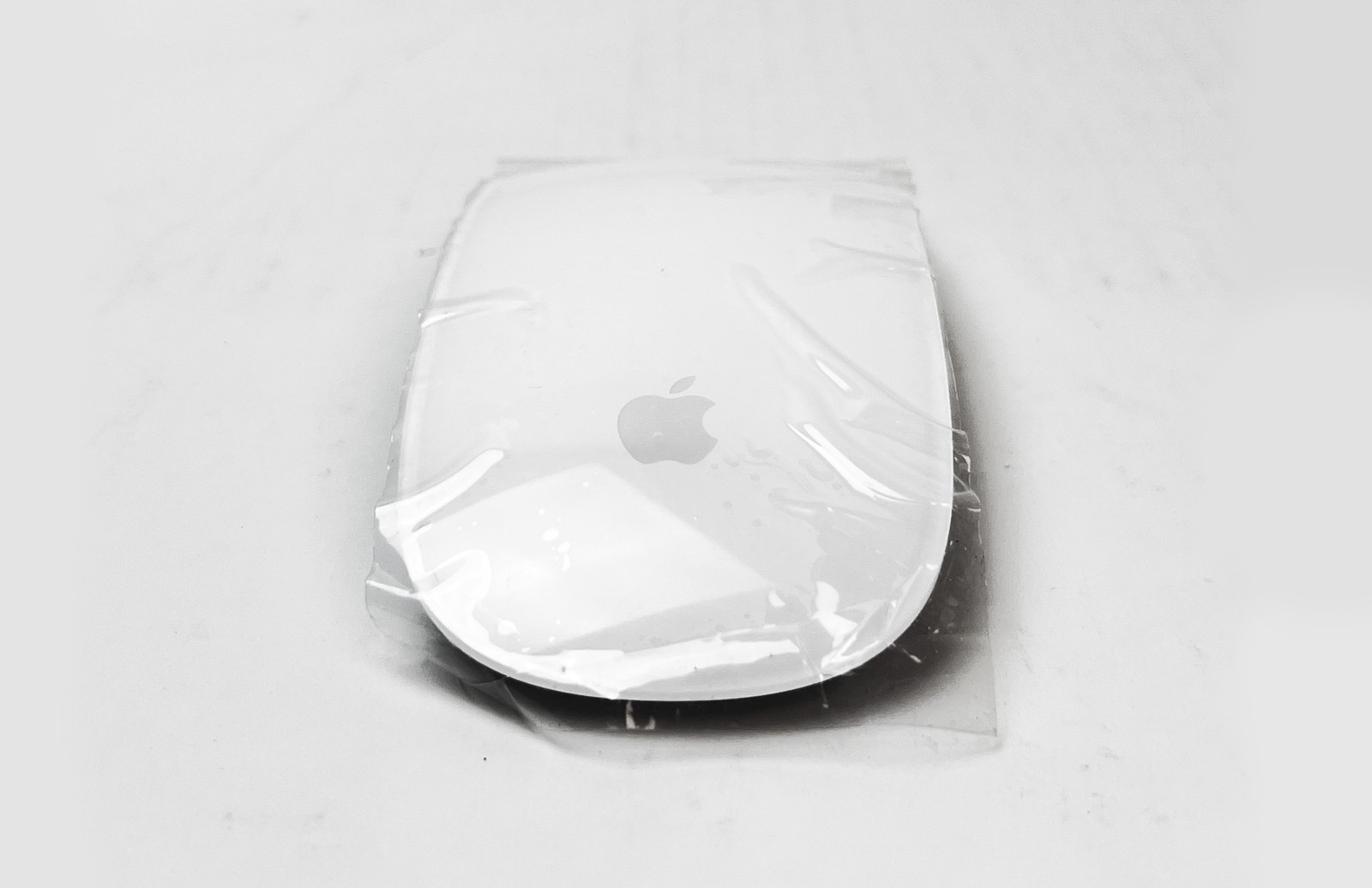 Original Apple Magic Wireless Bluetooth Lazer Mouse MB829LL/A A1296