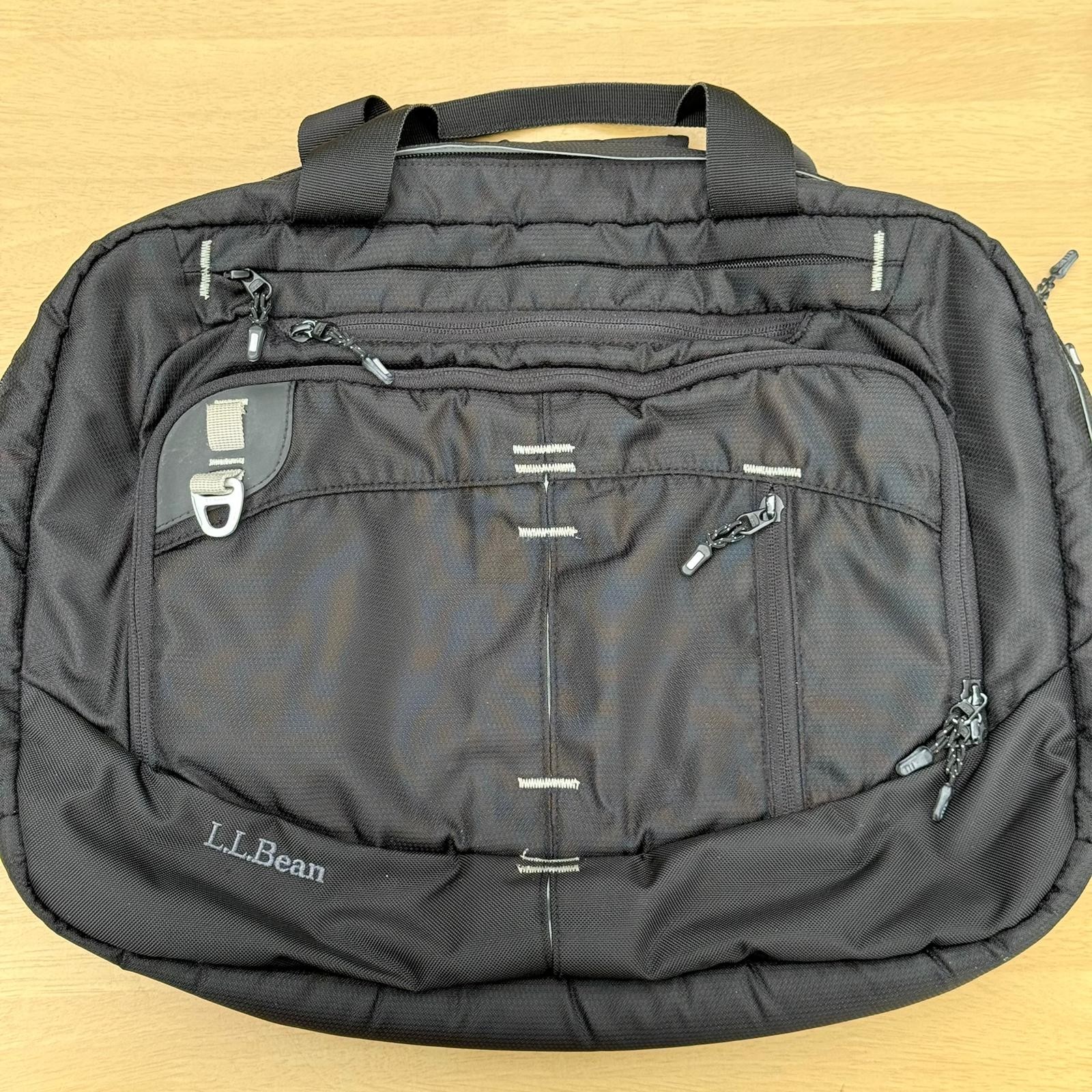 L.L. Bean Padded Laptop Messenger Bag Black Nylon Travel Work Briefcase 16”