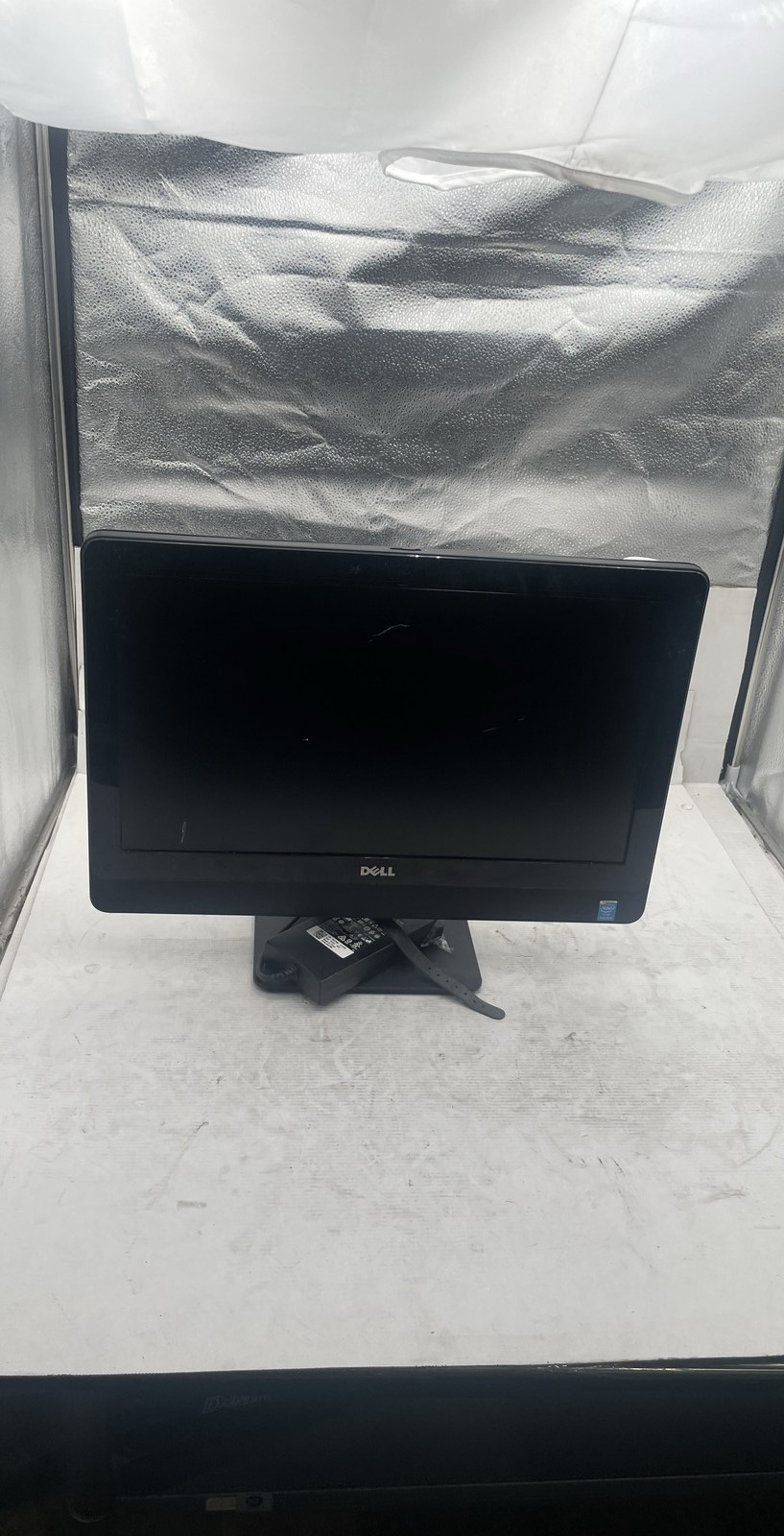 Dell Inspiron 20 3048 Intel Pentium 19.5" All-In-One Desktop Computer No HDD