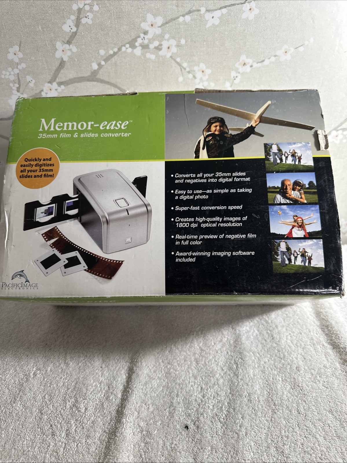 Memor-ease 35mm Film & Slide Converter Scanner By Pacific Image