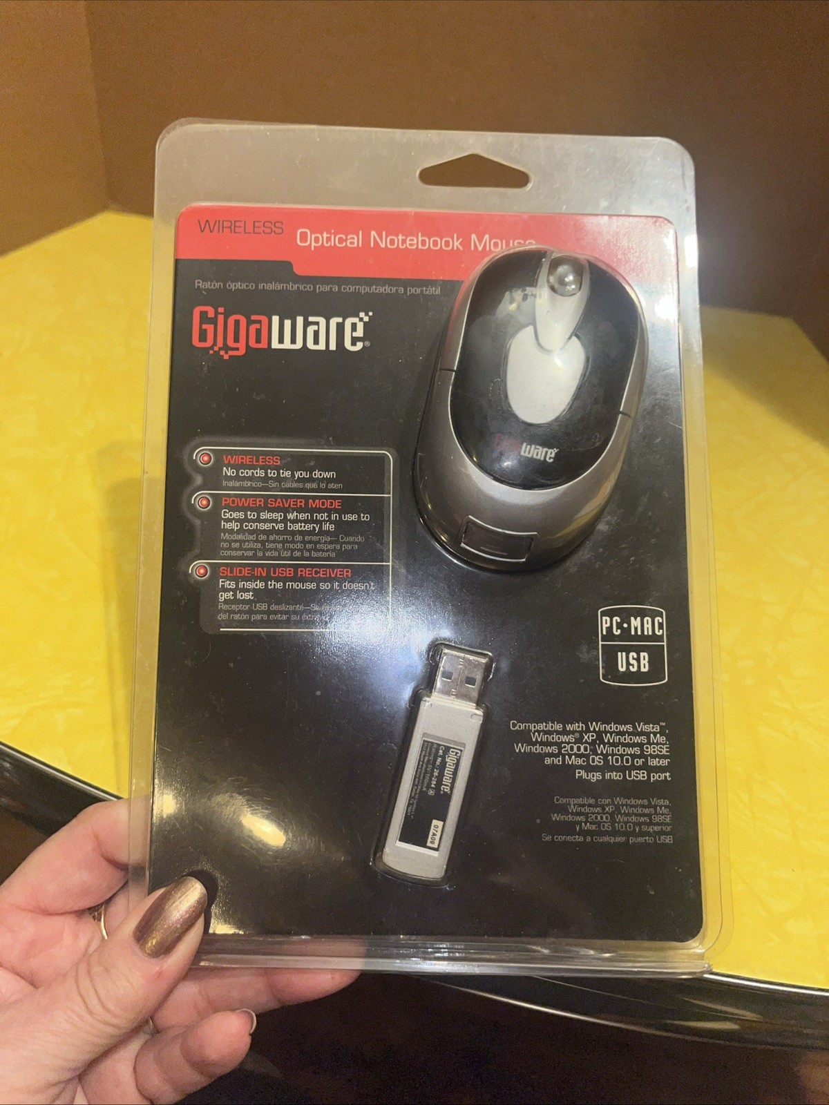 Gigaware Wireless Optical Notebook Mouse & USB