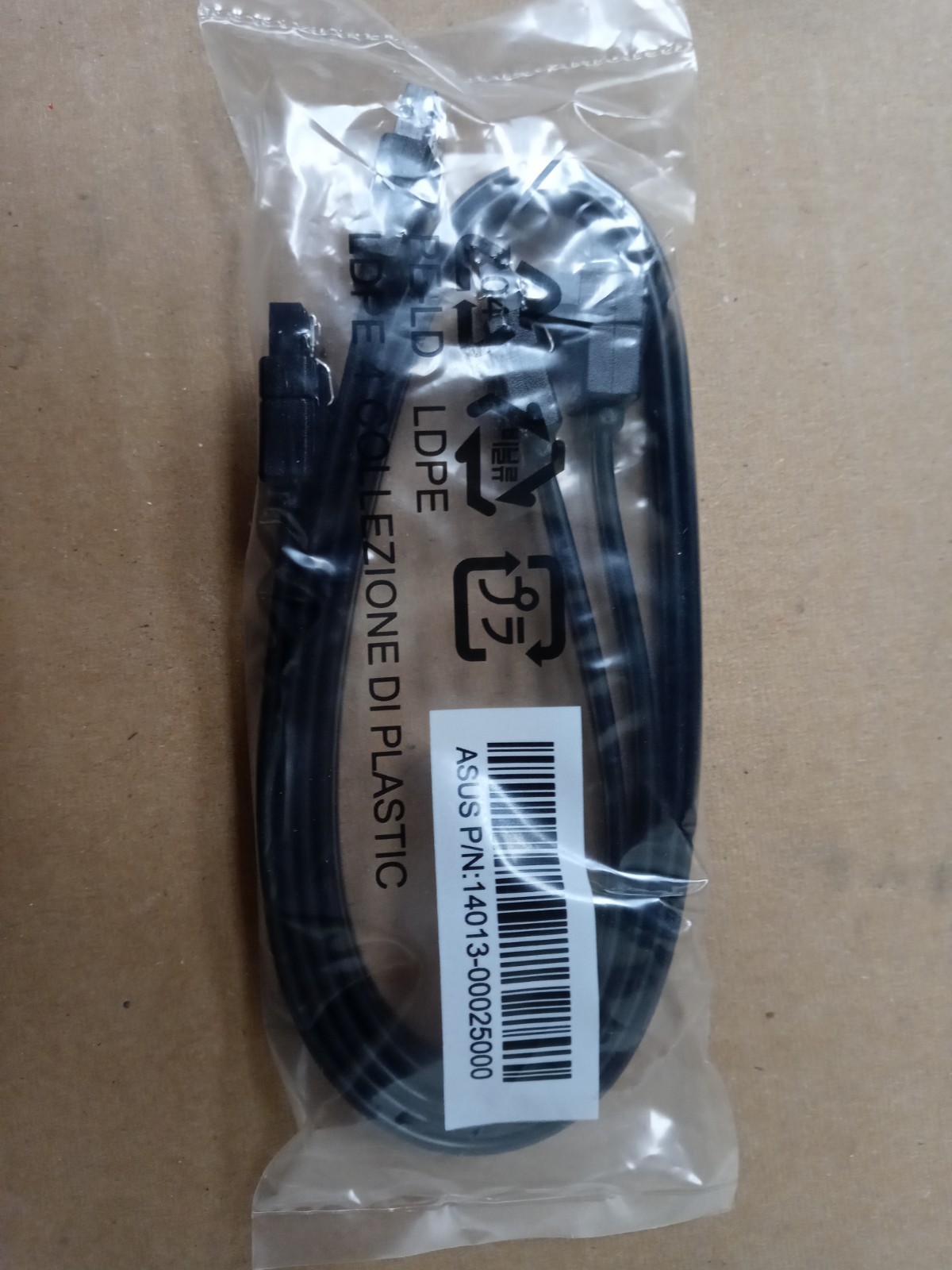 New Asus SATA3 6Gb/s Internal SSD SATA Data Cables 14013-00025000 Black