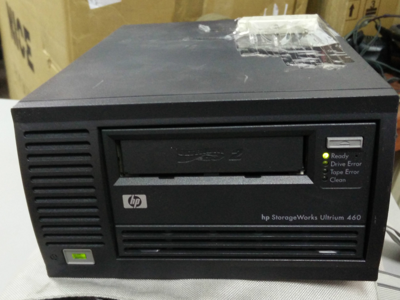 HP StorageWorks Q1520A Ultrium 460 LTO-2 External SCSI Tape Drive