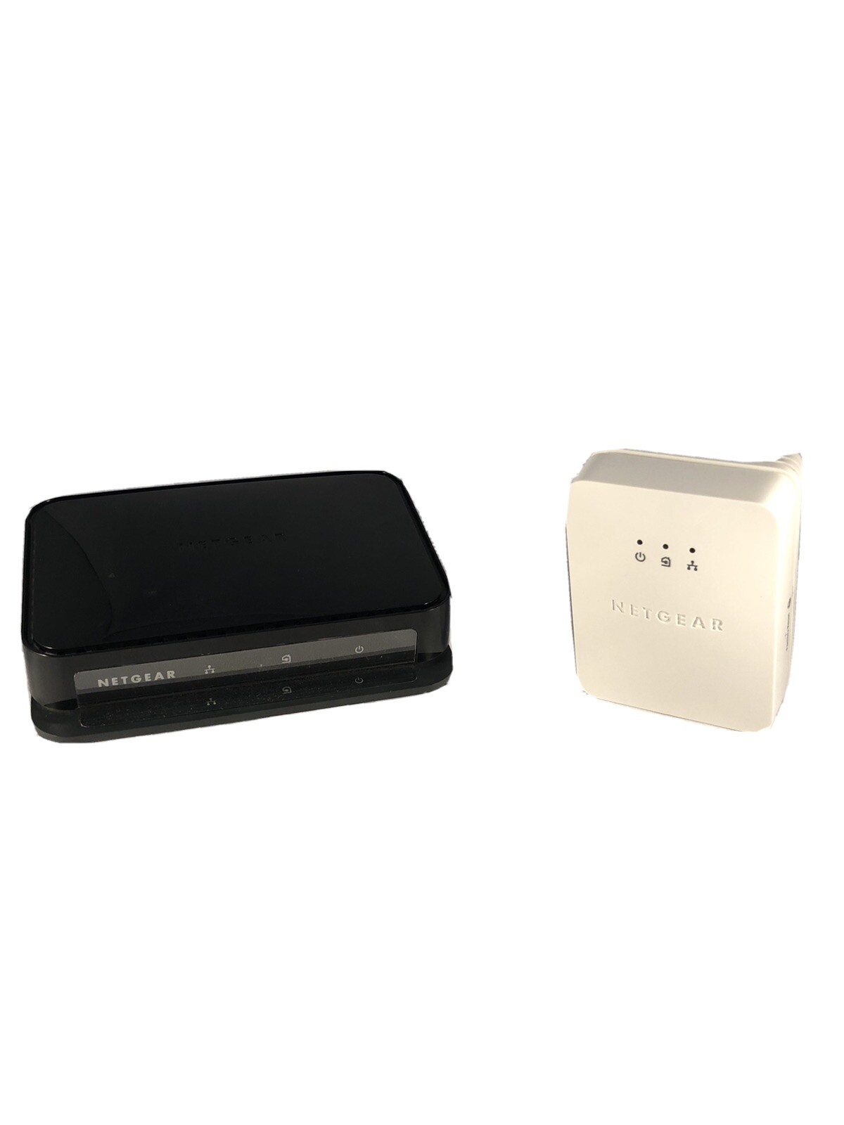 Netgear Home Theater Internet Connection Kit - XAVB1004 Powerline AV (200 Mbps)