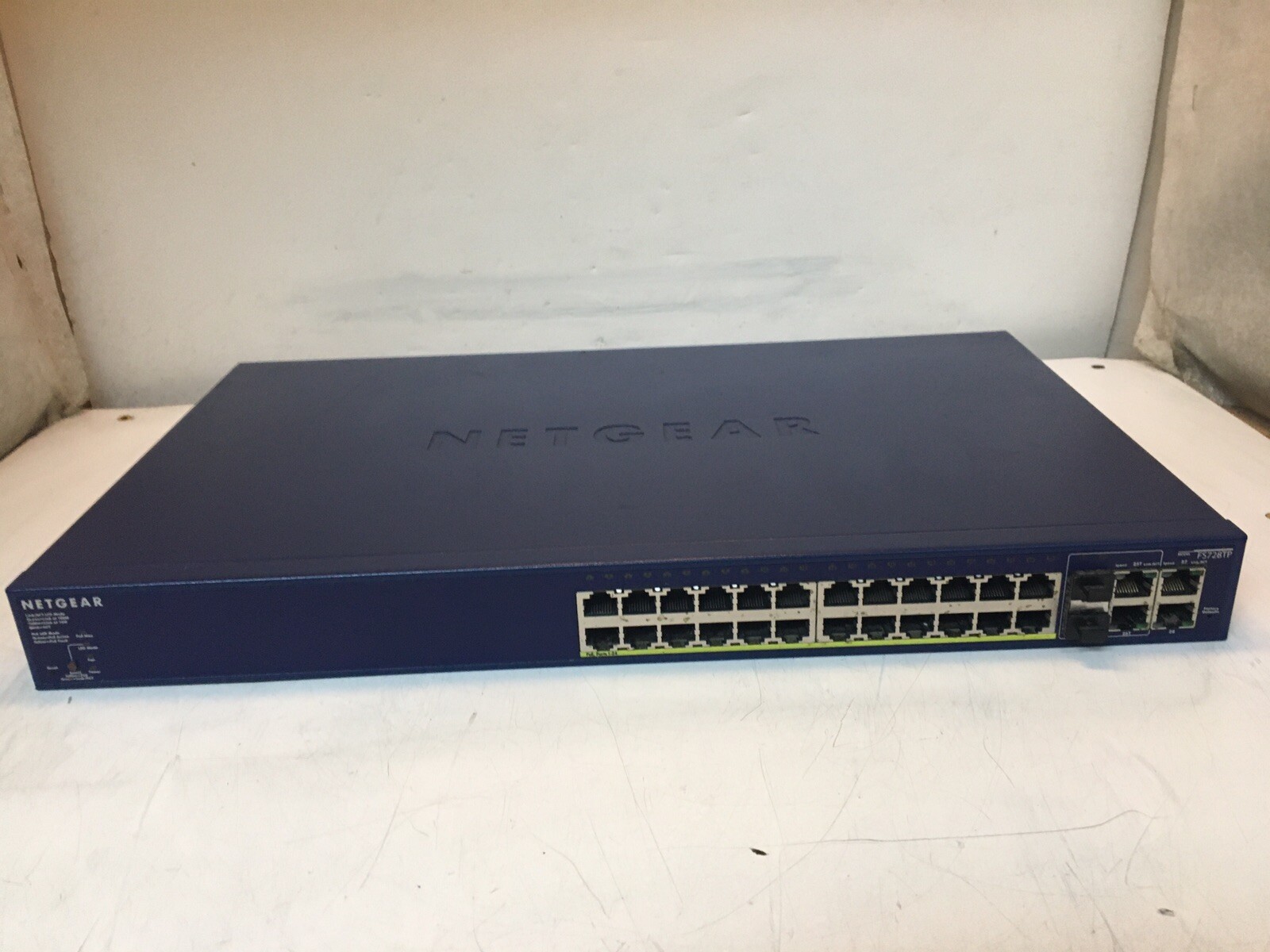 NETGEAR Prosafe 24 +4 Smart Switch with PoE FS728TPv2 24 Port Ethernet Switch