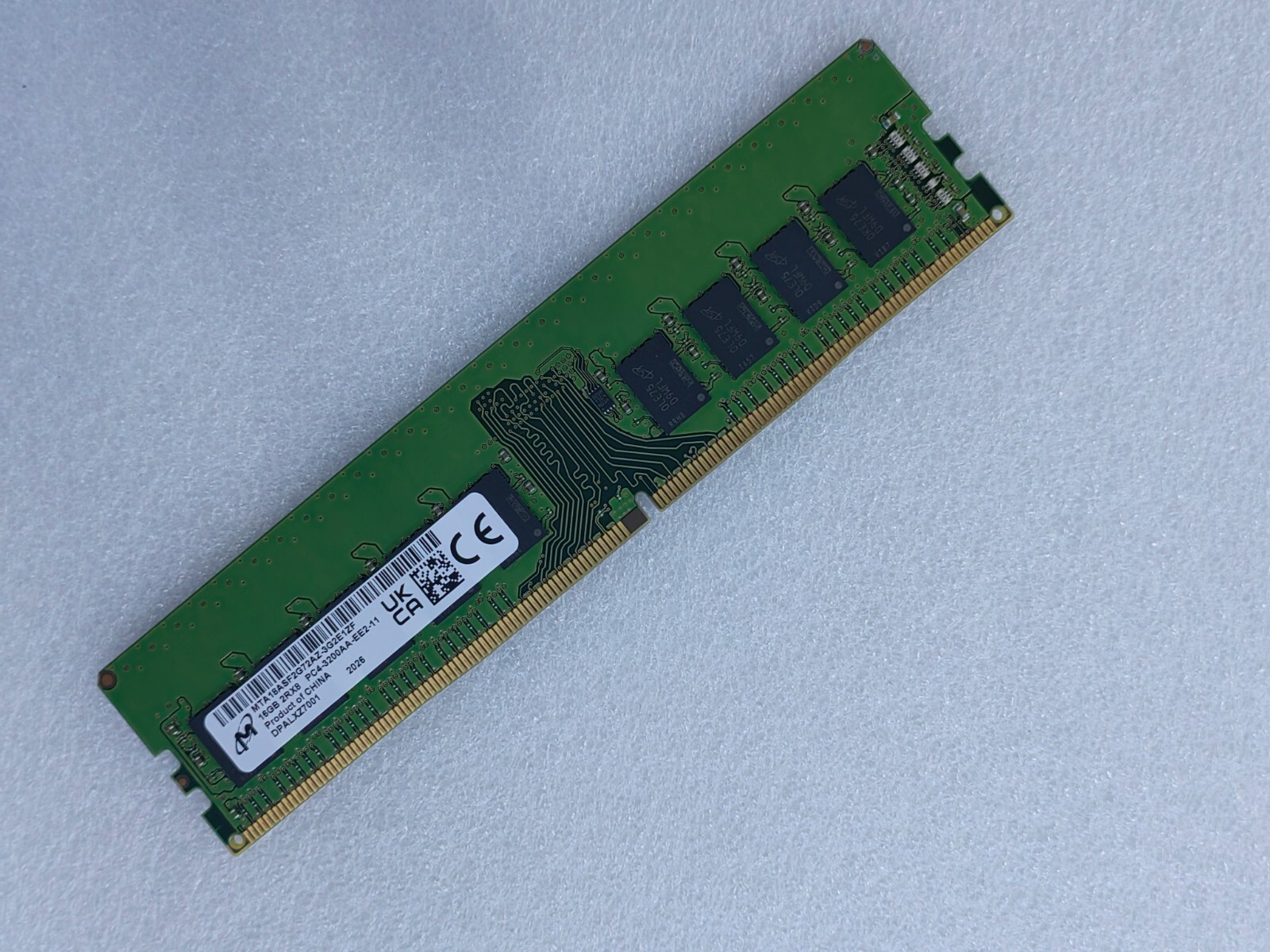 Micron 16GB DDR4 3200 ECC UDIMM RAM 2Rx8 PC4-25600 MT 18ASF2G72AZ-3G2E1 288pin