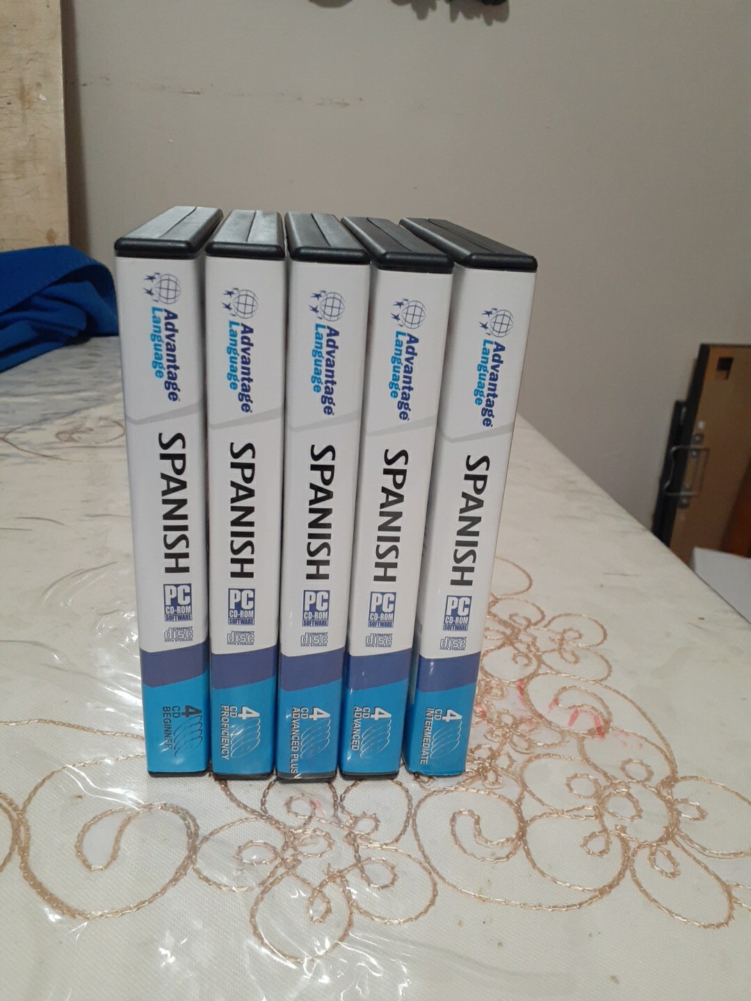 Advantage Language Breakthrough Interactive Learning-Spanish  Completed Set