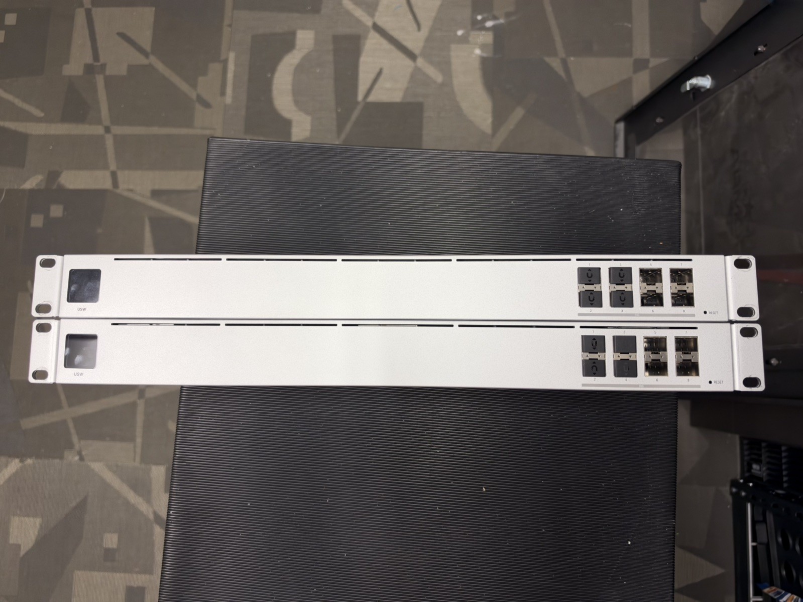 Ubiquiti UniFi Aggregation 8-Port 10G SFP+ Layer 2 Switch (USW-Aggregation)