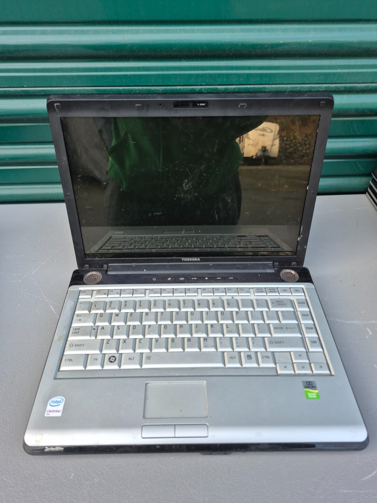 TOSHIBA SATELLITE M205 S7452 INTEL CORE DUO 1GB RAM PSM3CU-03M00R NO HD