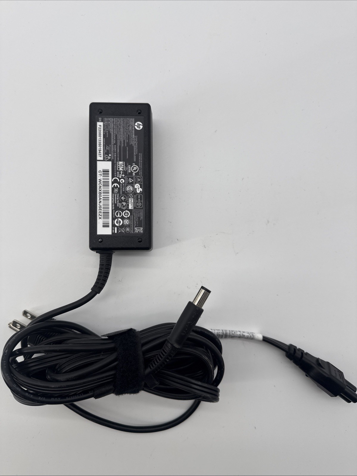 LOT 10 HP Laptop Adapter Charger 65W 19.5V 3.33A Big Pin 7.4mm x 5.0mm original