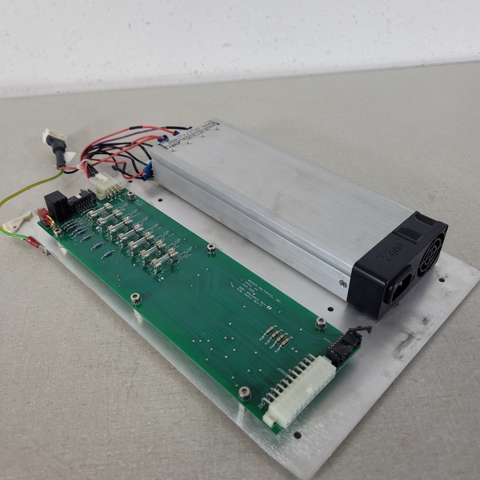 Excelsys UX4 600W UltiMod Modular AC-DC Power Supply Fuse Distribution Board
