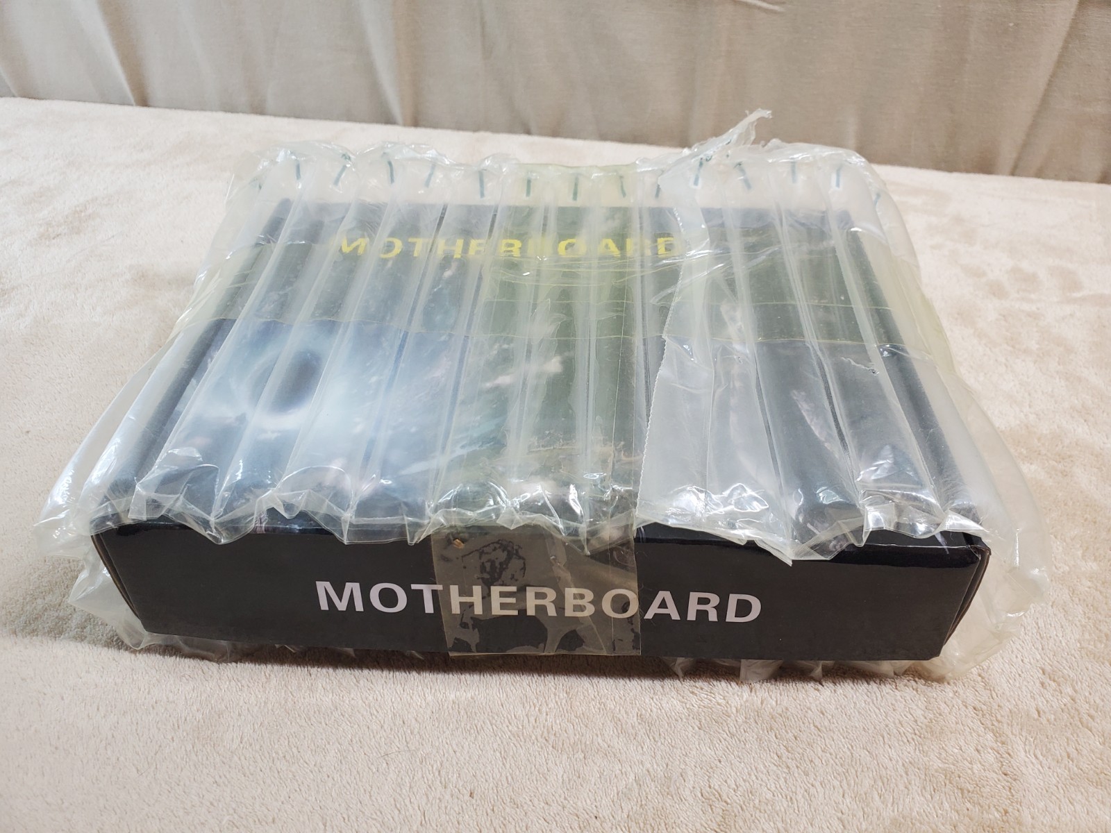 New B250C BTC Mining Motherboard 12x USB 3.0 to PCI-E LGA1151 DDR4 12 GPU Miner