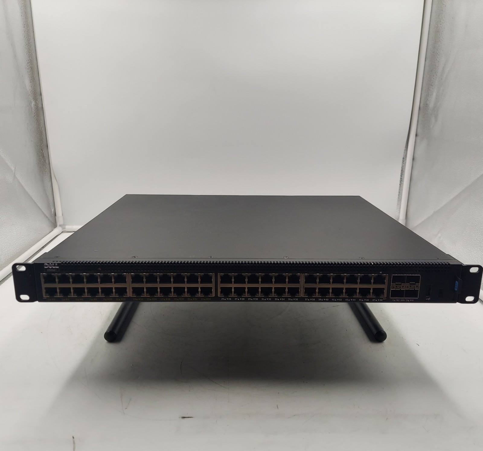 Dell X-Series X1052P 48x 1GbE 4x SFP+ Gigabit Ethernet Managed Switch