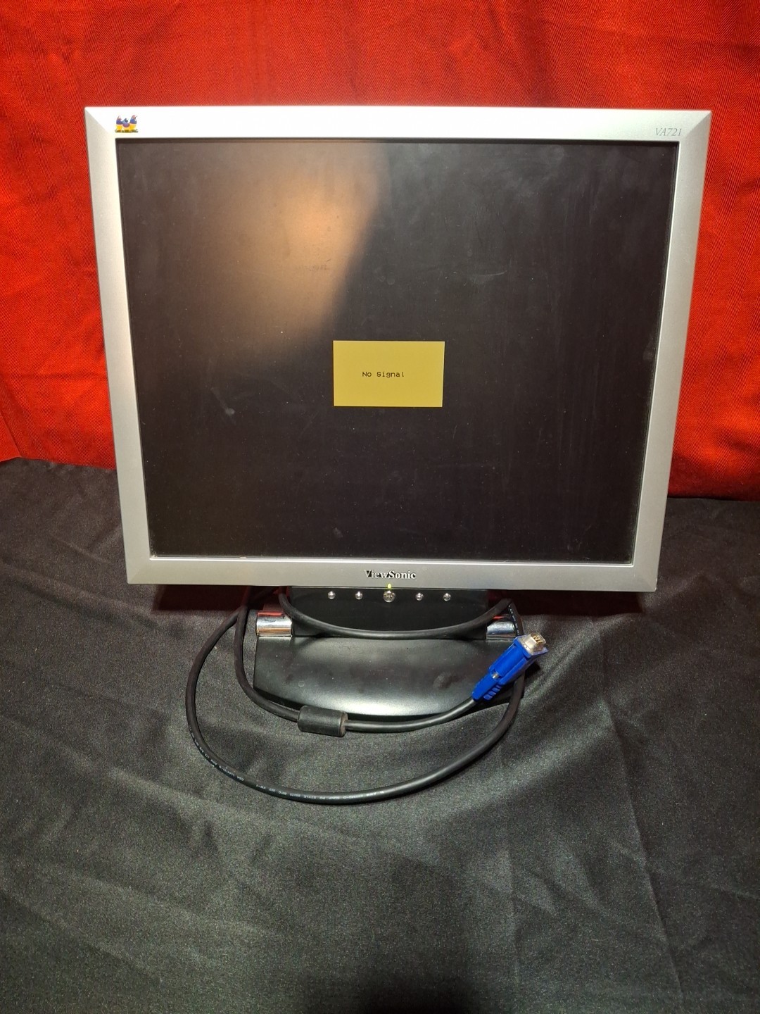 ViewSonic VA721 LCD Desktop PC Computer Monitor Sz 17”
