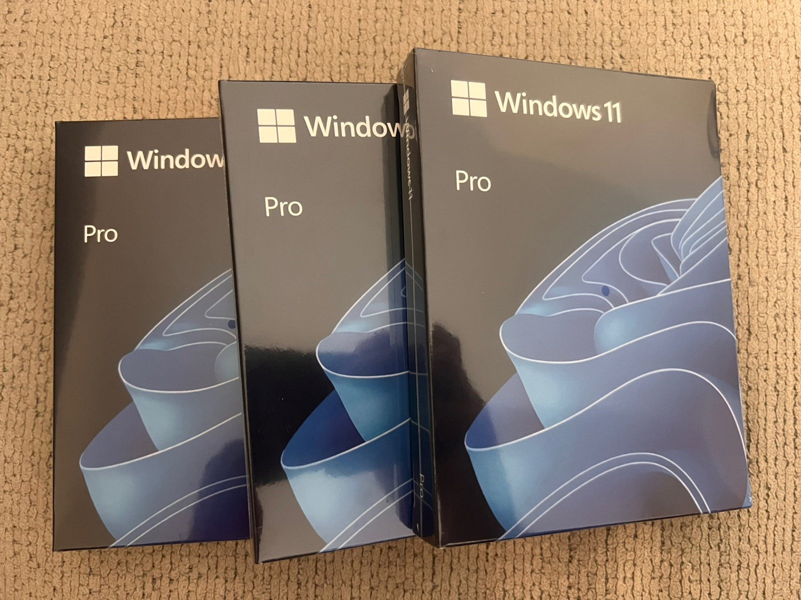 Microsoft Windows 11 Pro 64bit - New Sealed – Flash USB 1 PC