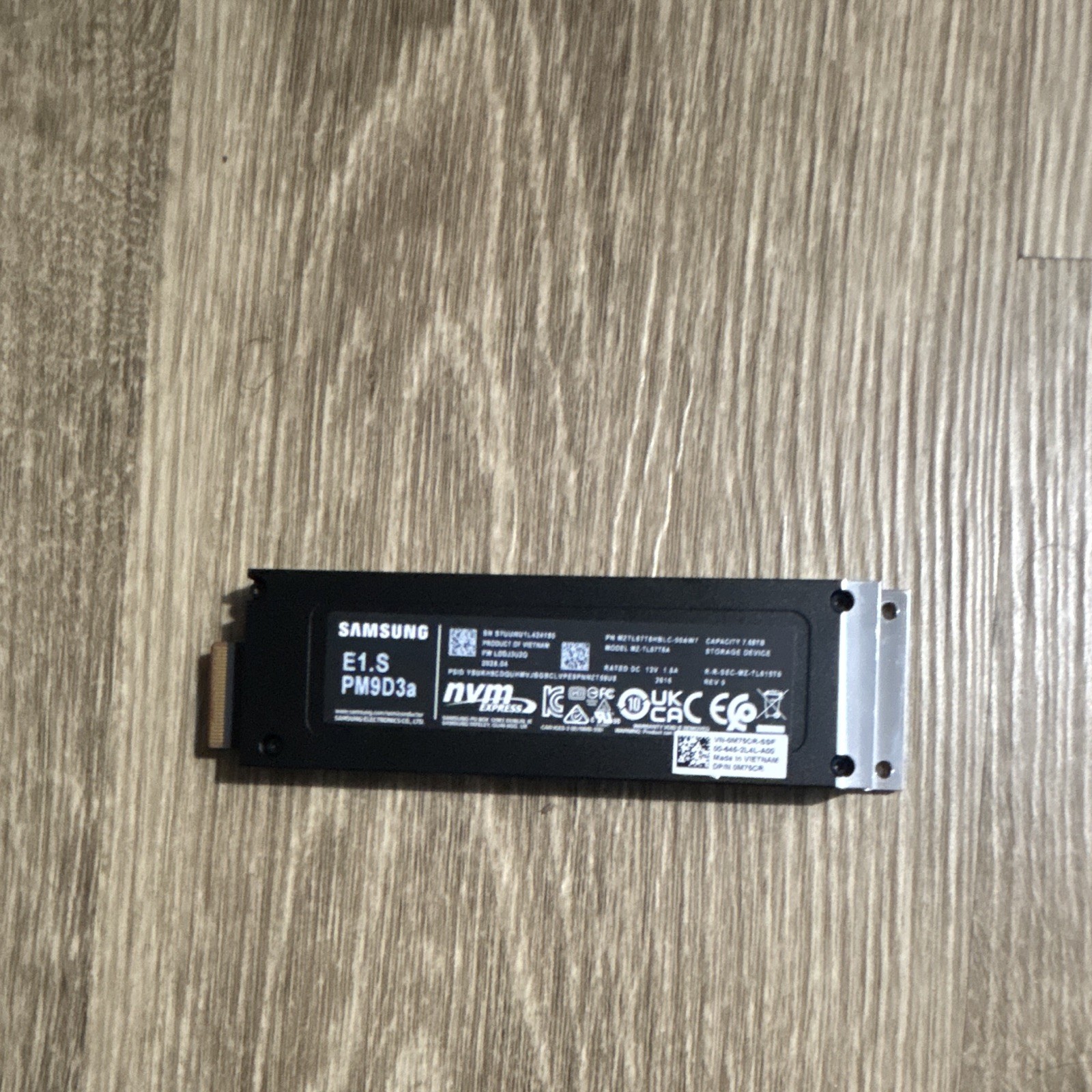 Samsung PM9D3a 7.68TB E1.S NVMe Internal SSD SED MZTL67T6HBLC-00AWY
