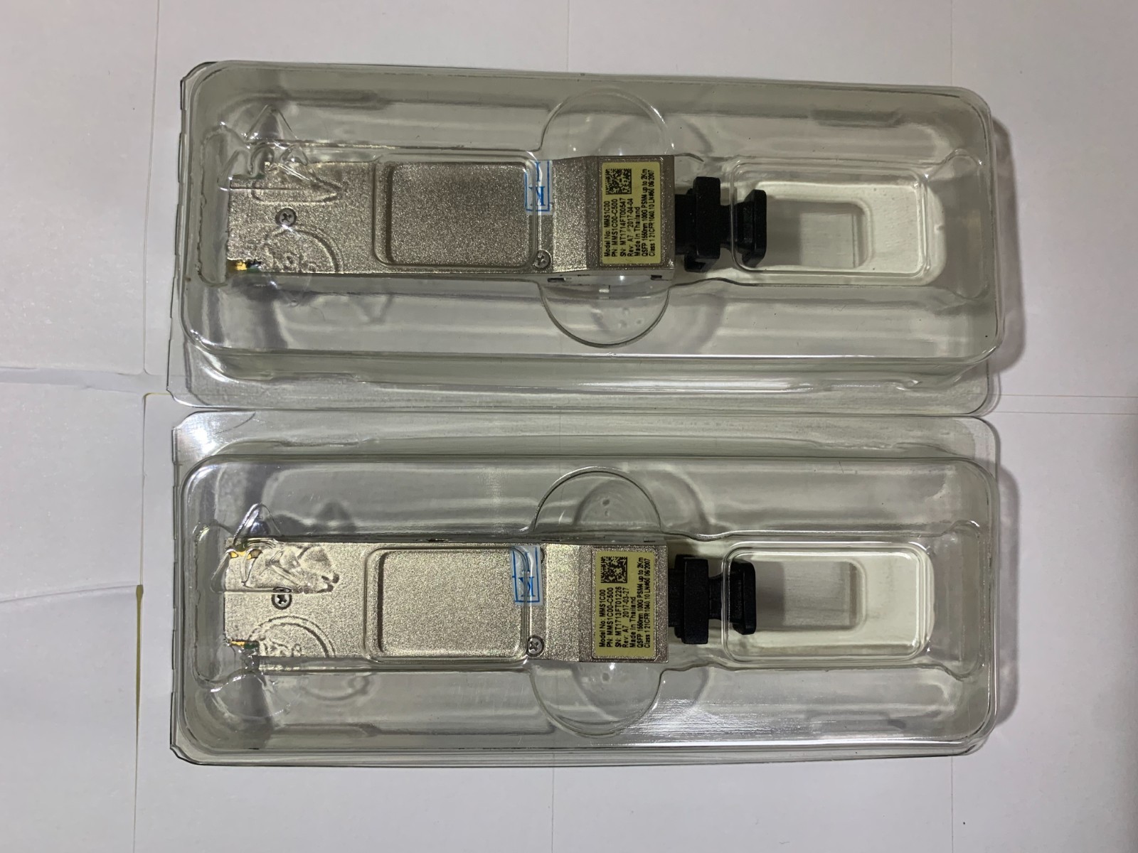 1pcs MELLANOX MMS1C00-C500 2KM 100GbE QSFP28 SMF 1550nm PSM OPTICAL TRANSCEIVER