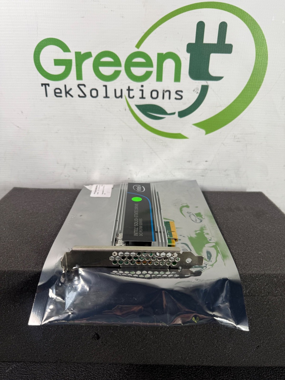 Intel SSD DC P3700 400GB PCIe 3.0 x4 NVMe AIC SSDPEDMD400G4