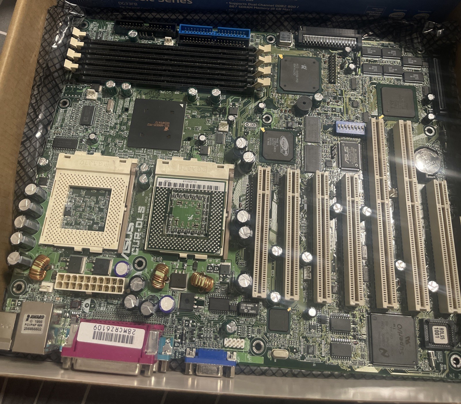  ASUS CUR-DLS motherboard