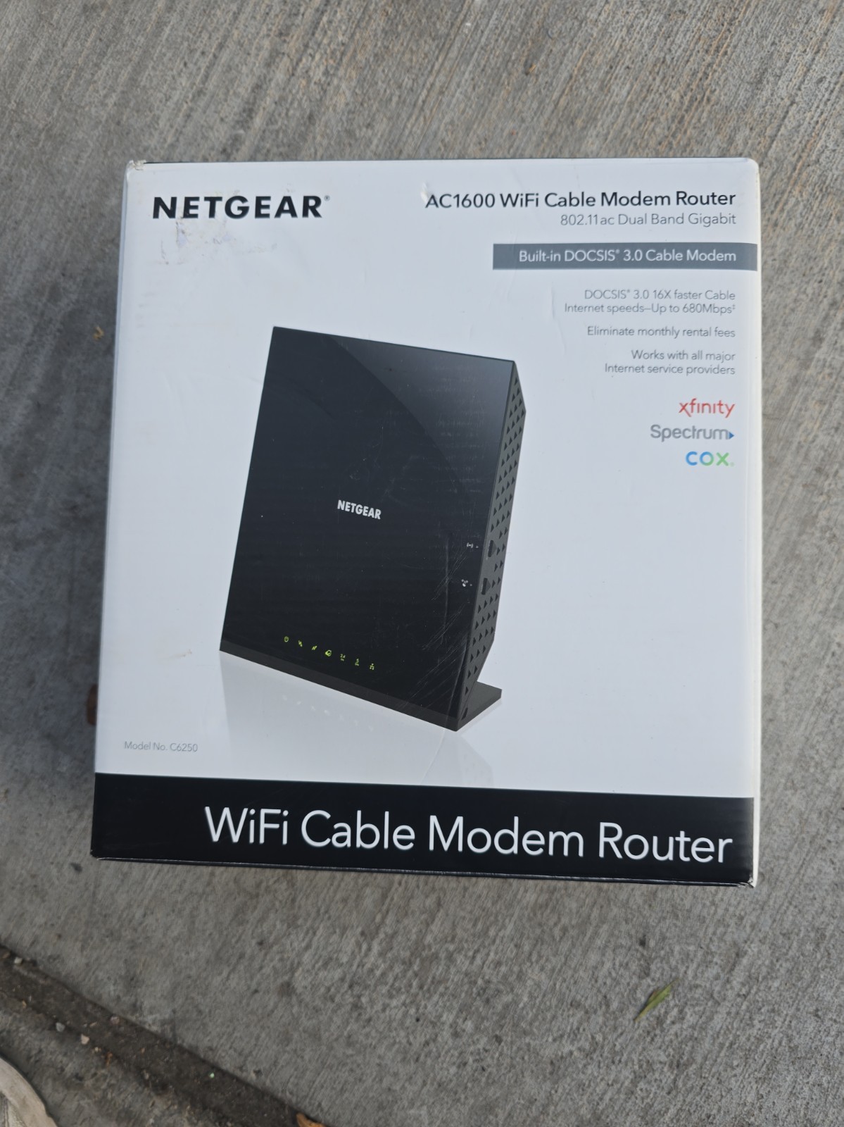 NETGEAR AC1600 Wifi Cable Modem Router C6250 - Black