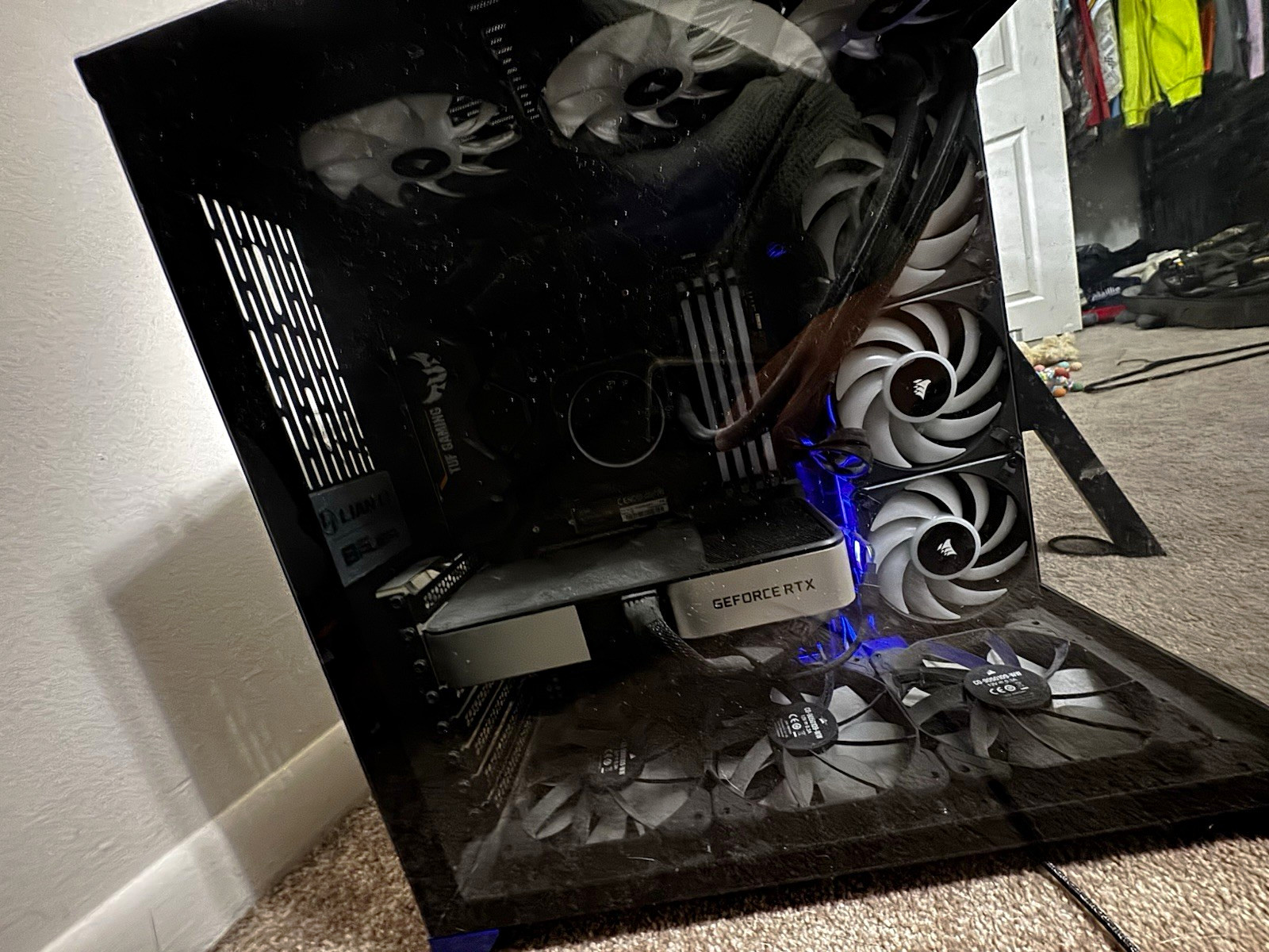 NVIDIA GeForce RTX Graphics Card with Multiple Monitor Support