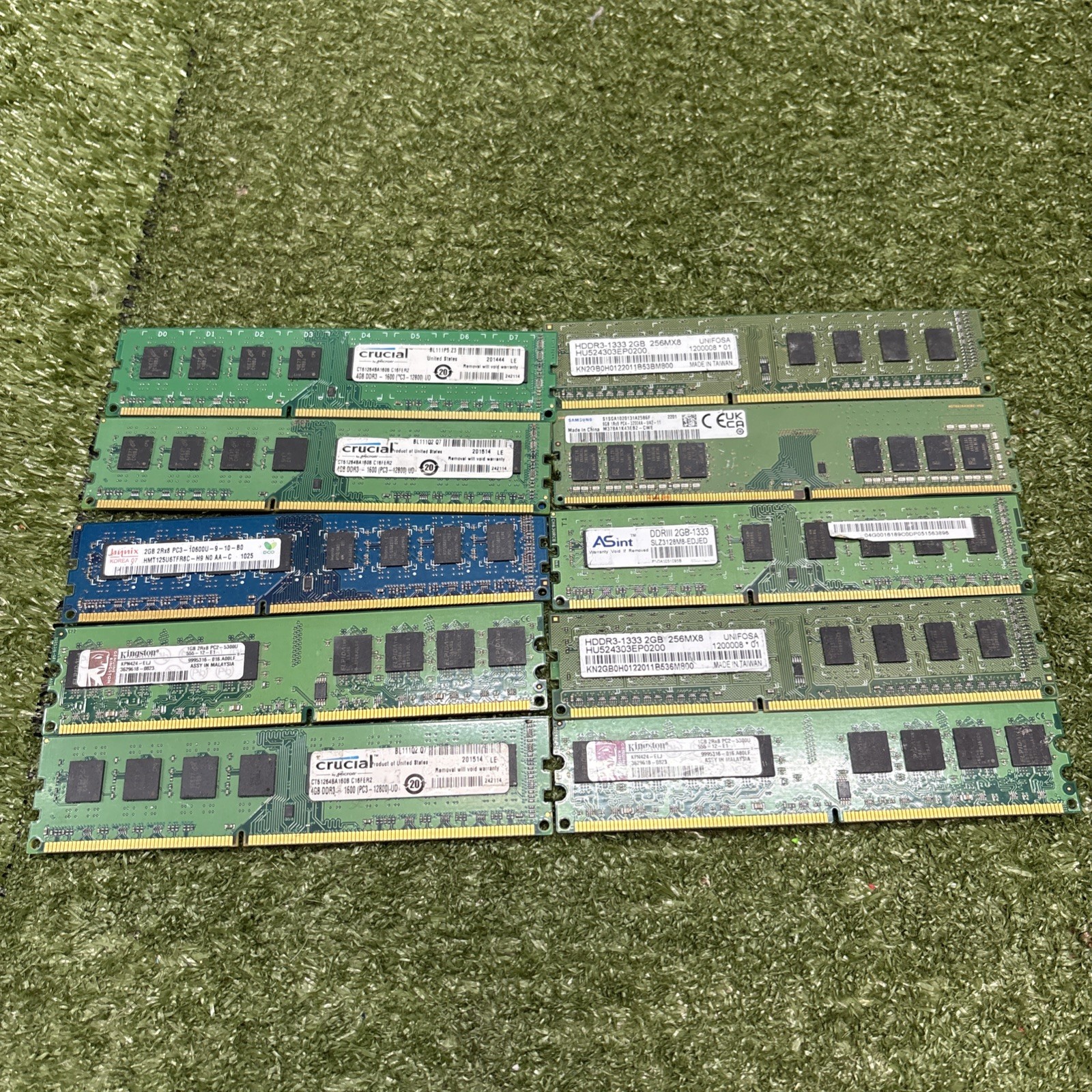 Lot Of 10 Untested PC RAM cards Of Mixed Memory And Era