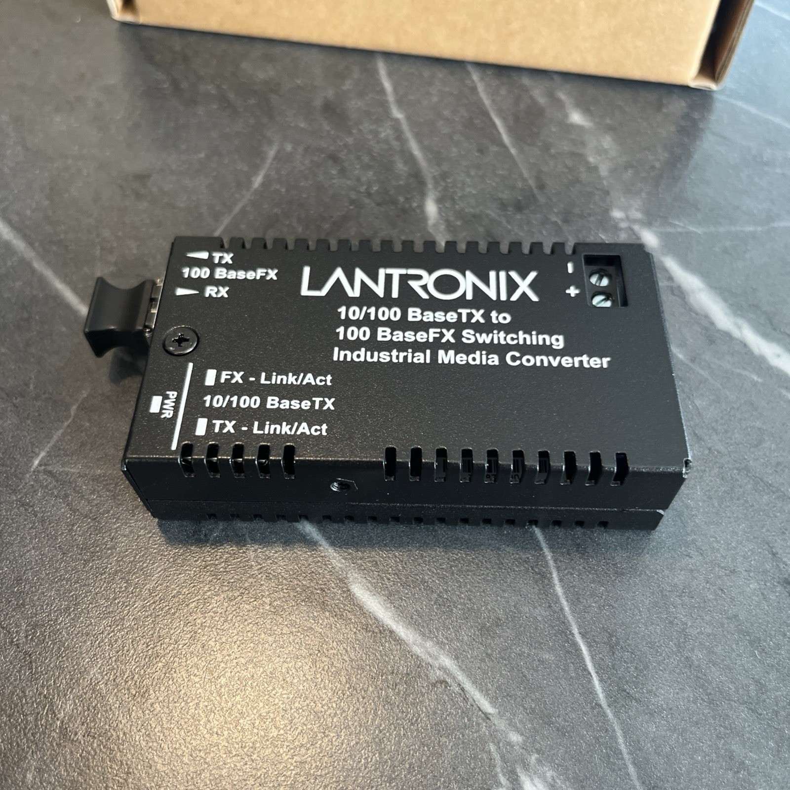 Transition Network M/E-ISW-FX-02-MMLC Hardened EthernetMedia ConverterMulti-Mode